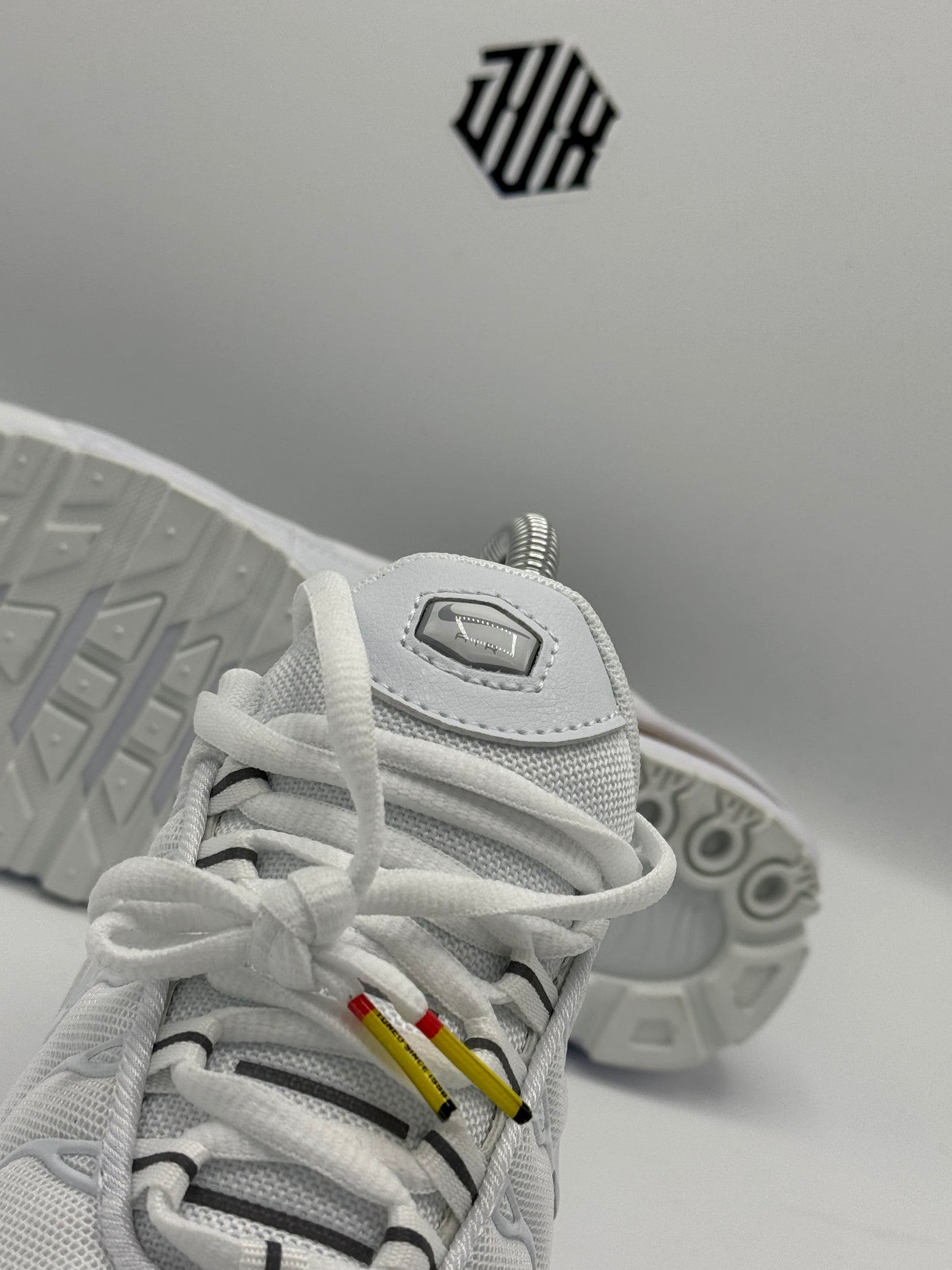 TN AIR WHITE