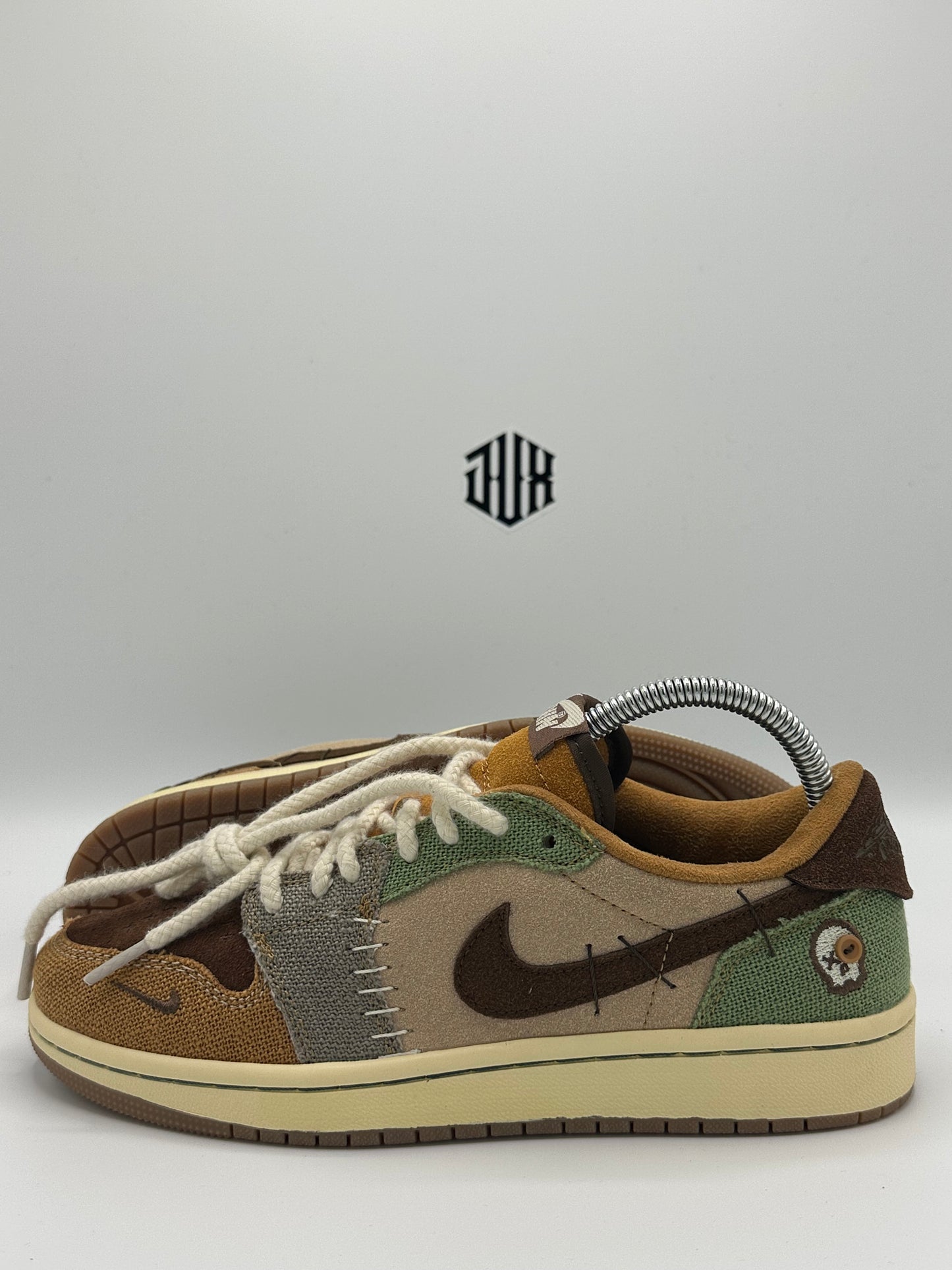 AJ1 LOW x ZION WILLIAMSON VOODOO