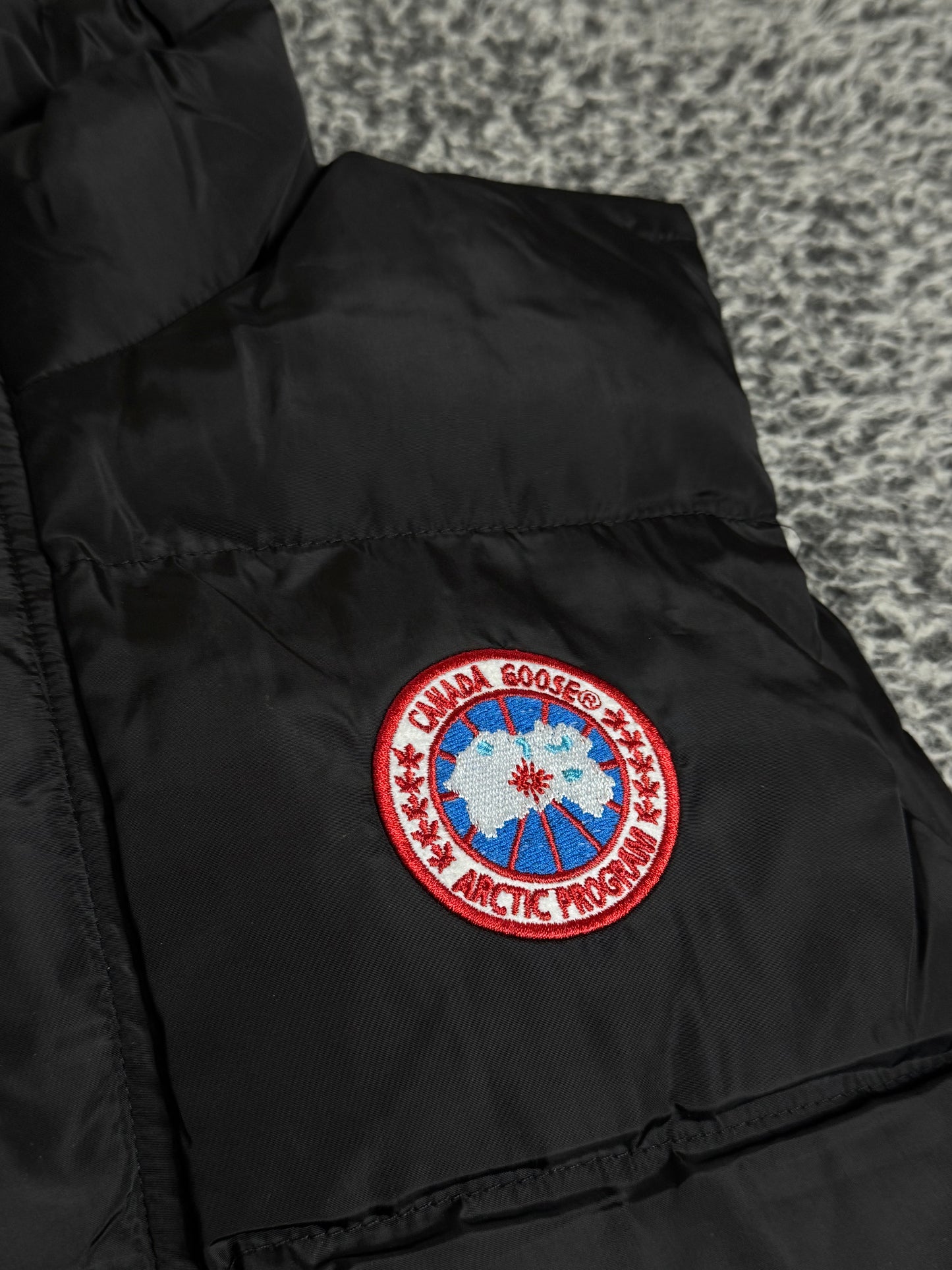 CANADA GOOSE BLACK GILET