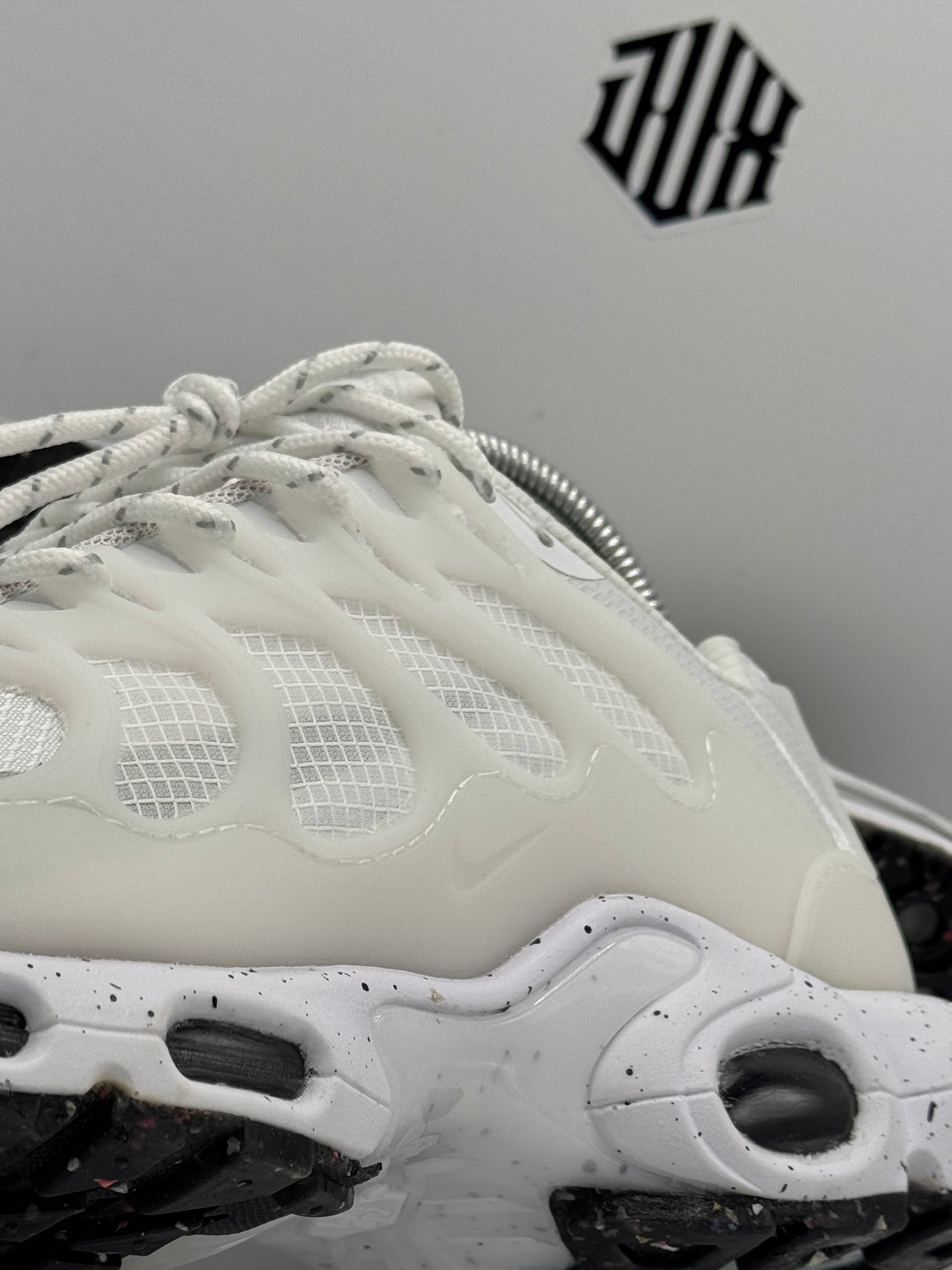 TERRASCAPE WHITE (TS)