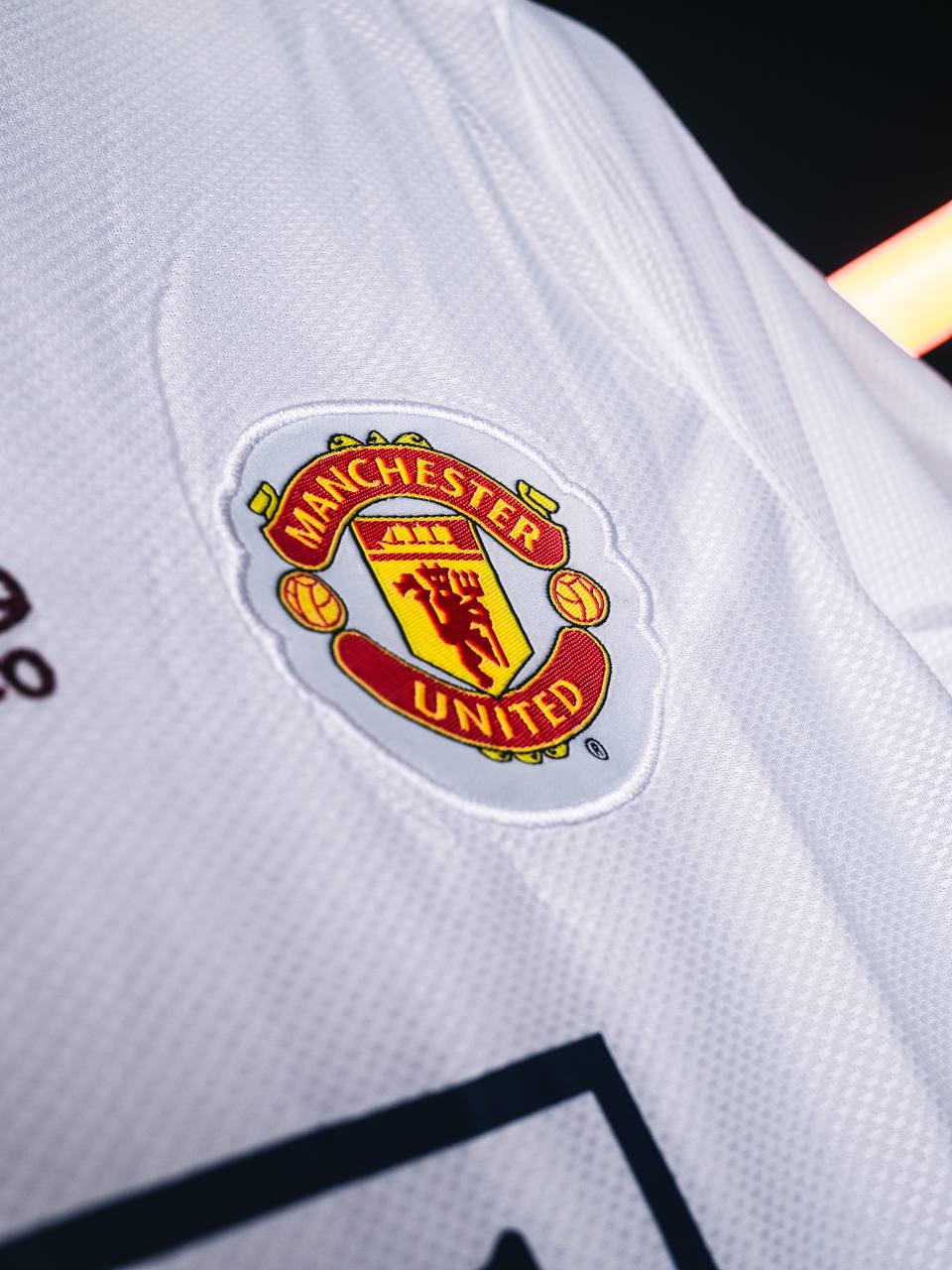MAN UNITED AWAY VINTAGE KIT