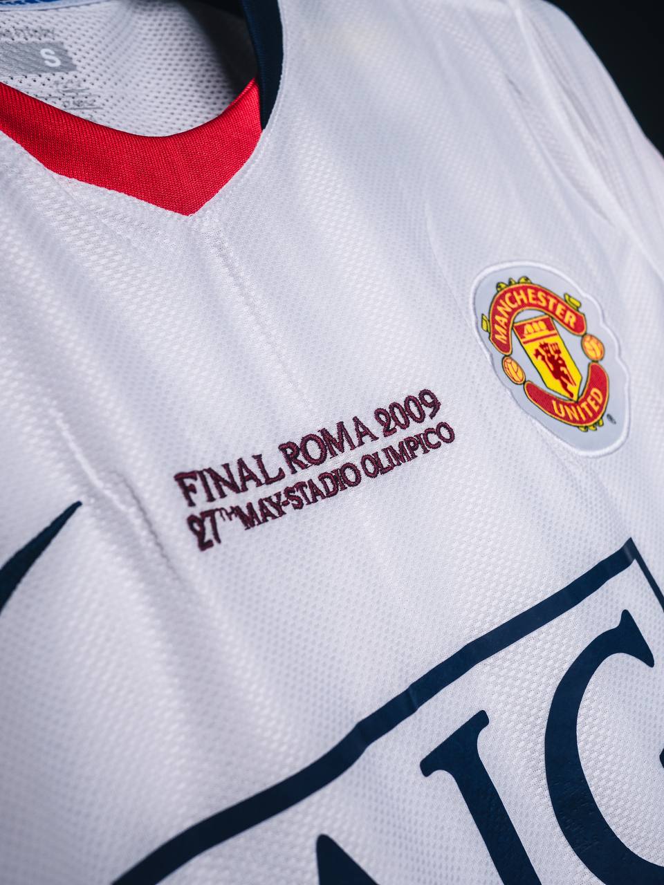 MAN UNITED AWAY VINTAGE KIT