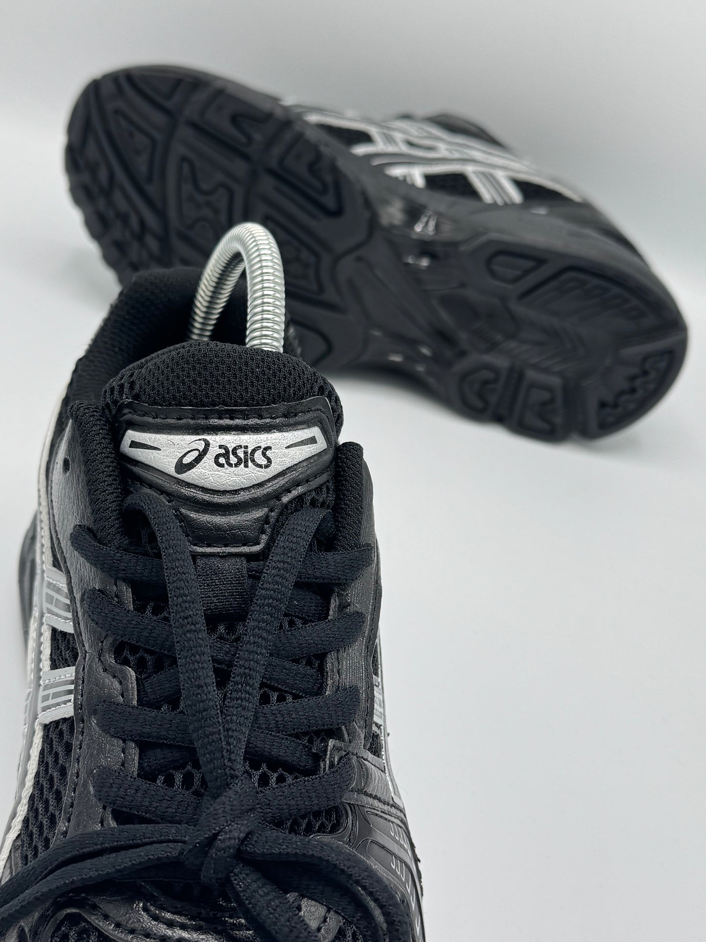 ASICS GEL KAYANO 14 BLACK SILVER