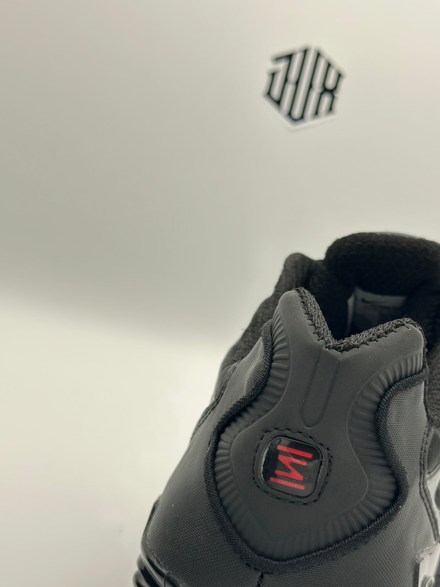 NIKE SHOX TL BLACK