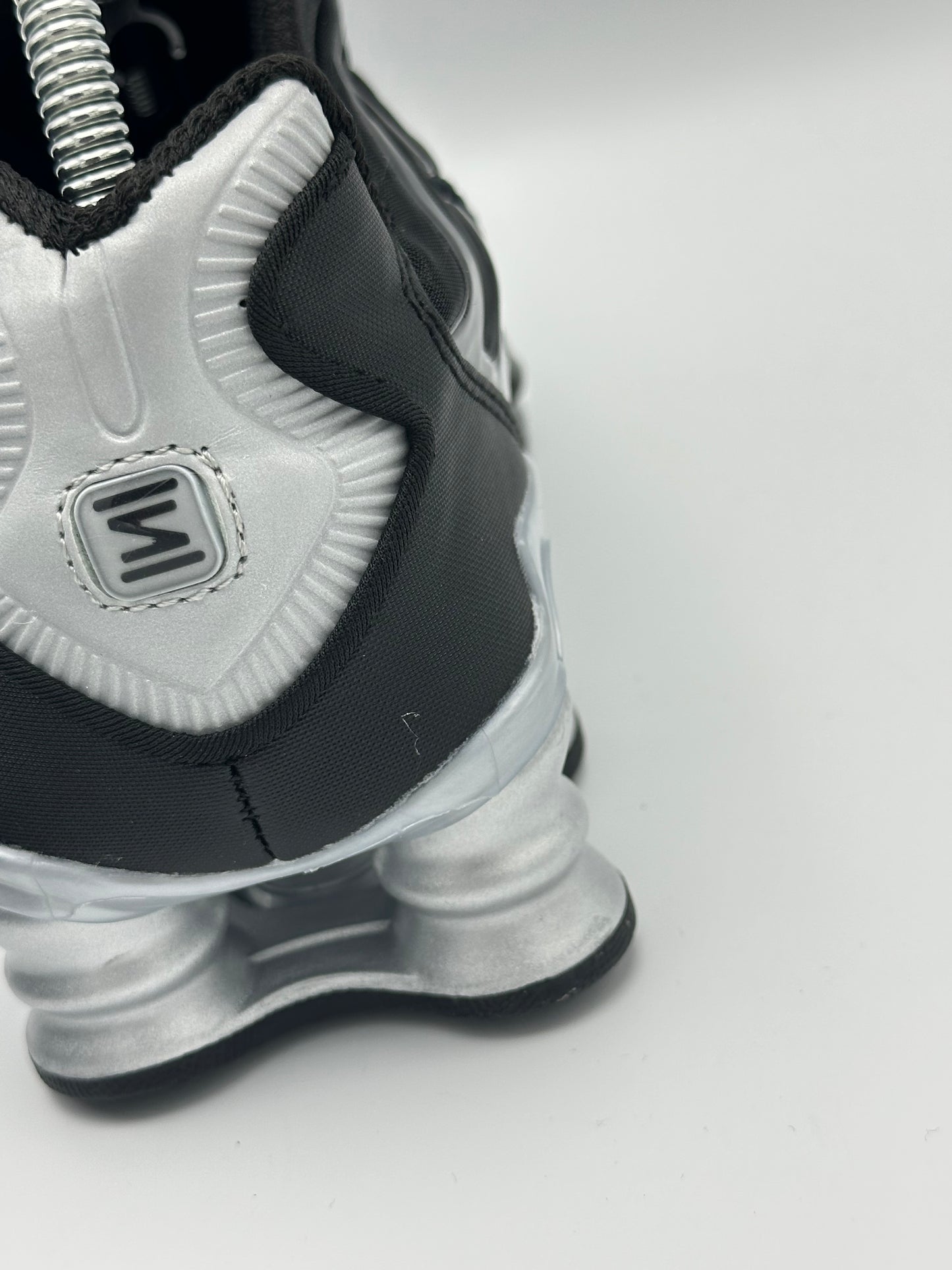 NIKE SHOX TL BLACK SILVER