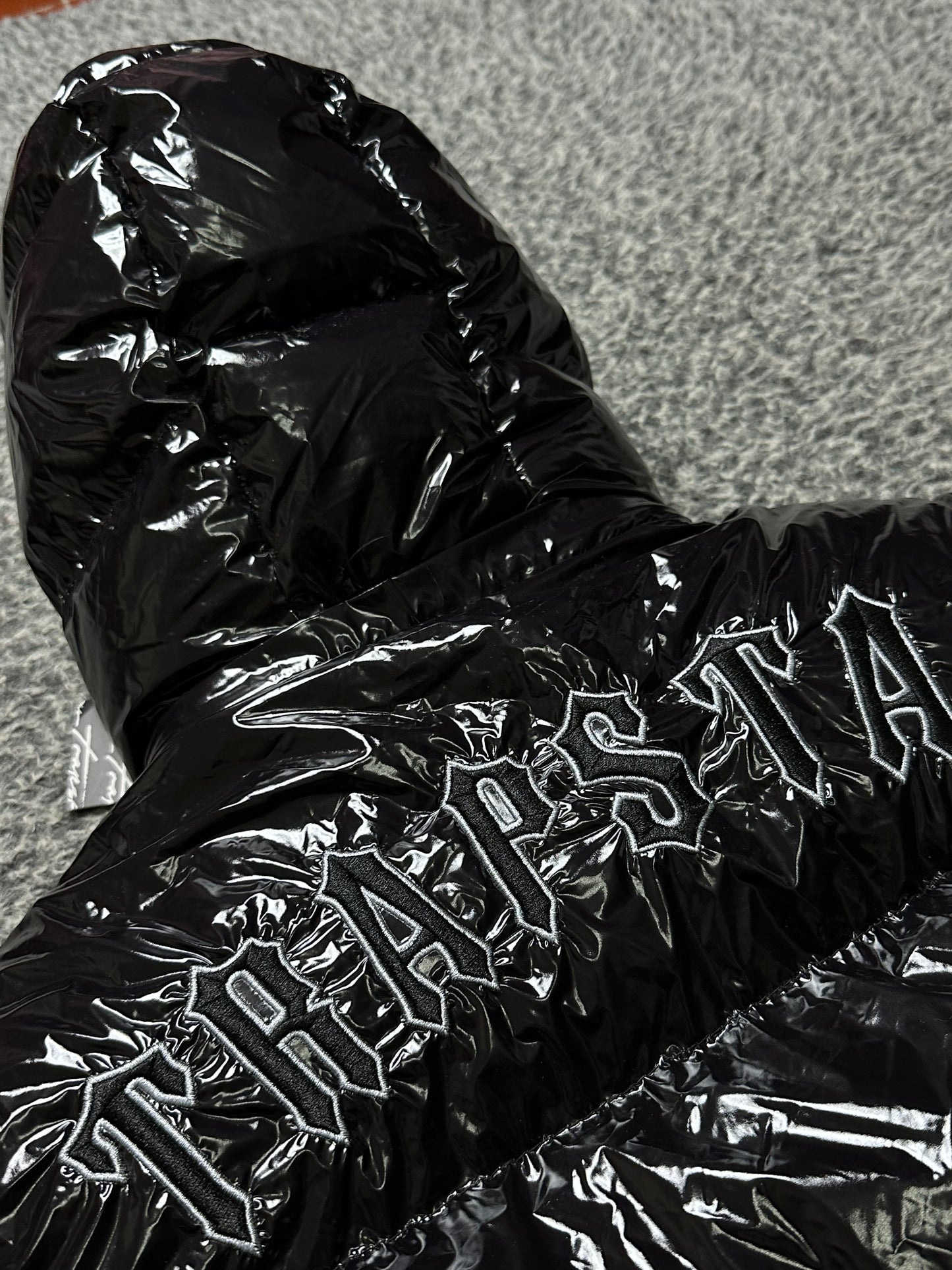 TRAPSTAR SHINY BLACK PUFFER JACKET