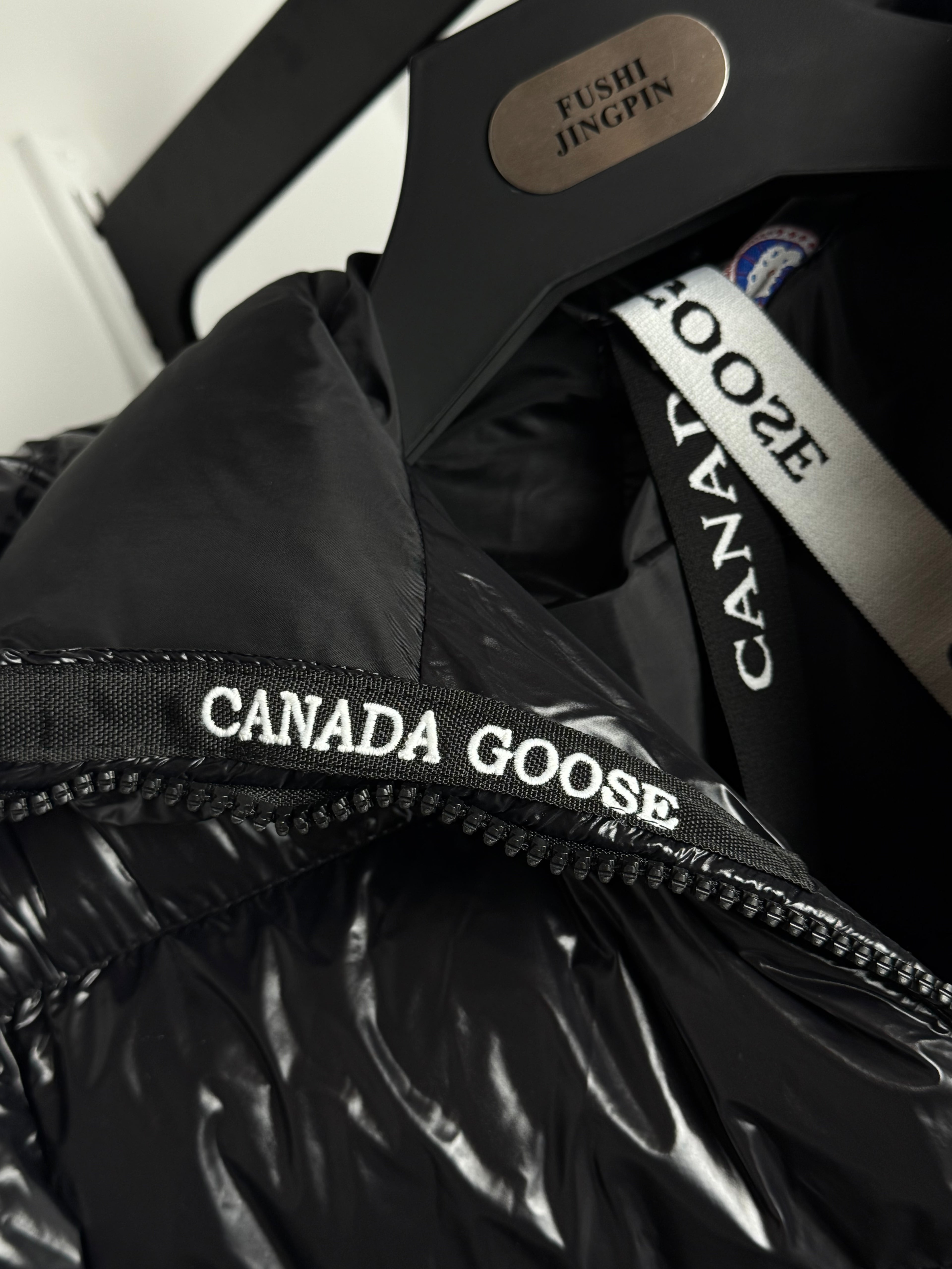 CANADA GOOSE CROFTON BLACK LABEL PUFFER JACKET (TRIPLE A QUALITY)