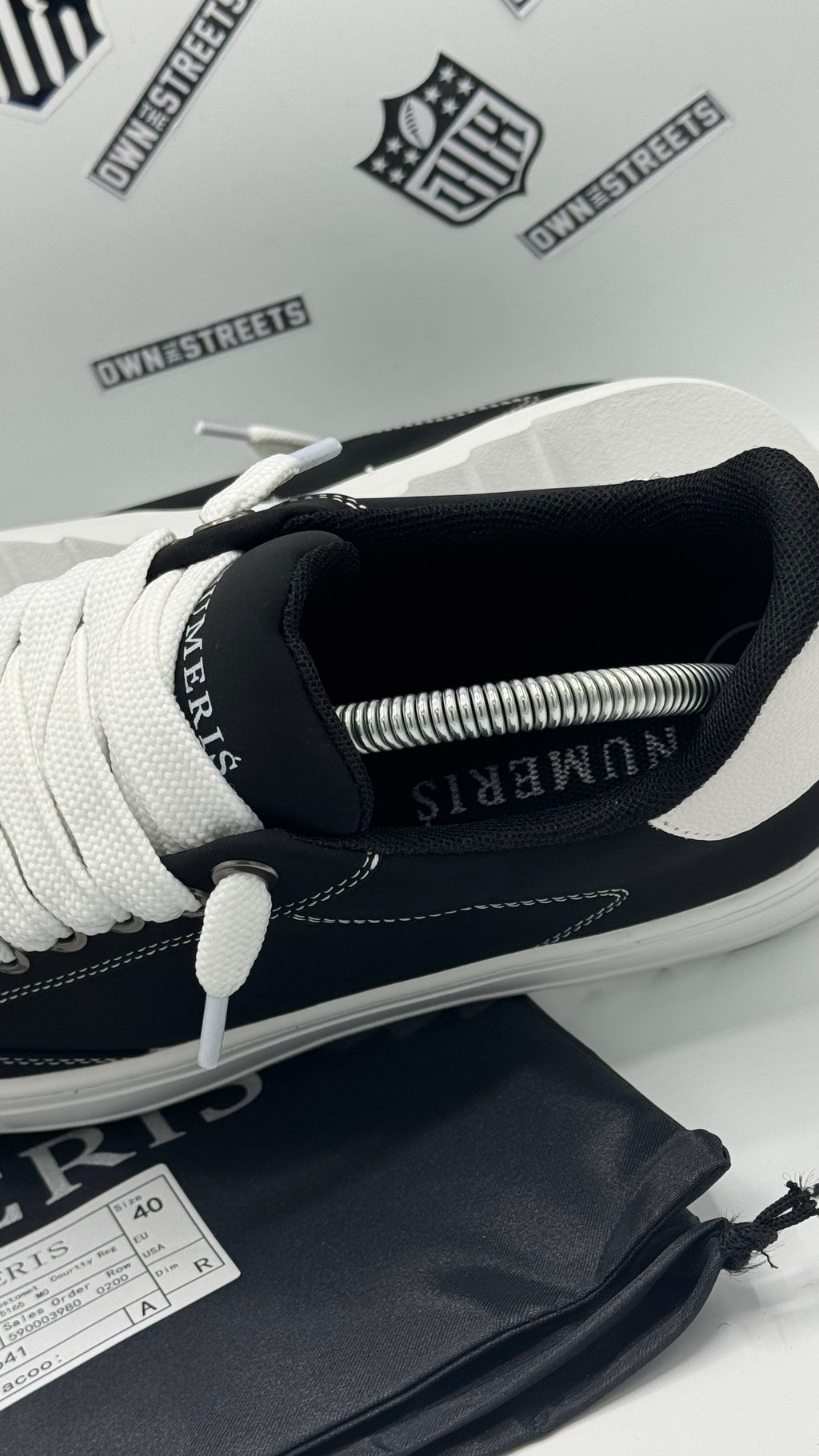 NUMERIS SNEAKERS BLACK WHITE (VVHQ)