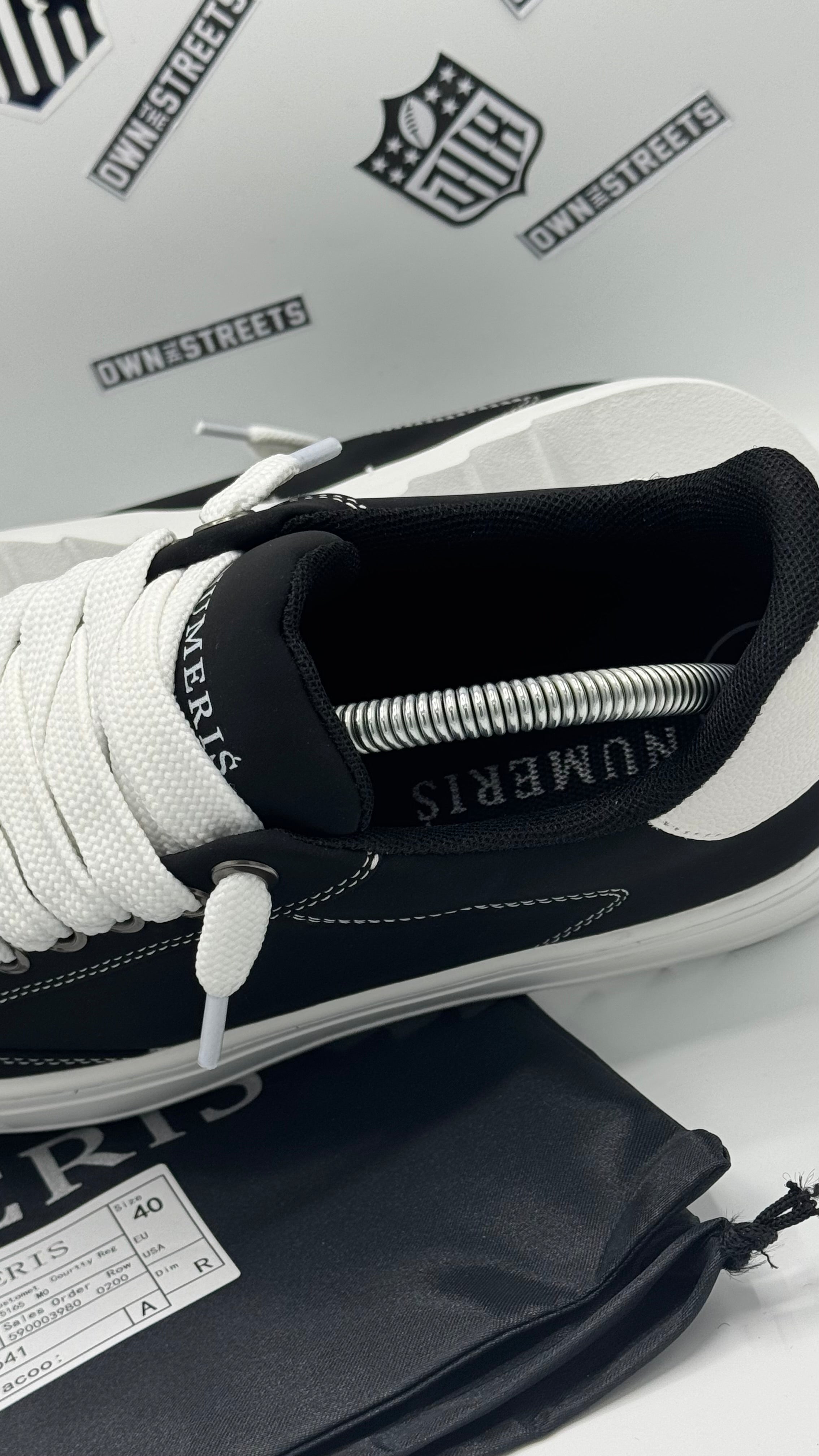NUMERIS SNEAKERS BLACK WHITE (VVHQ)