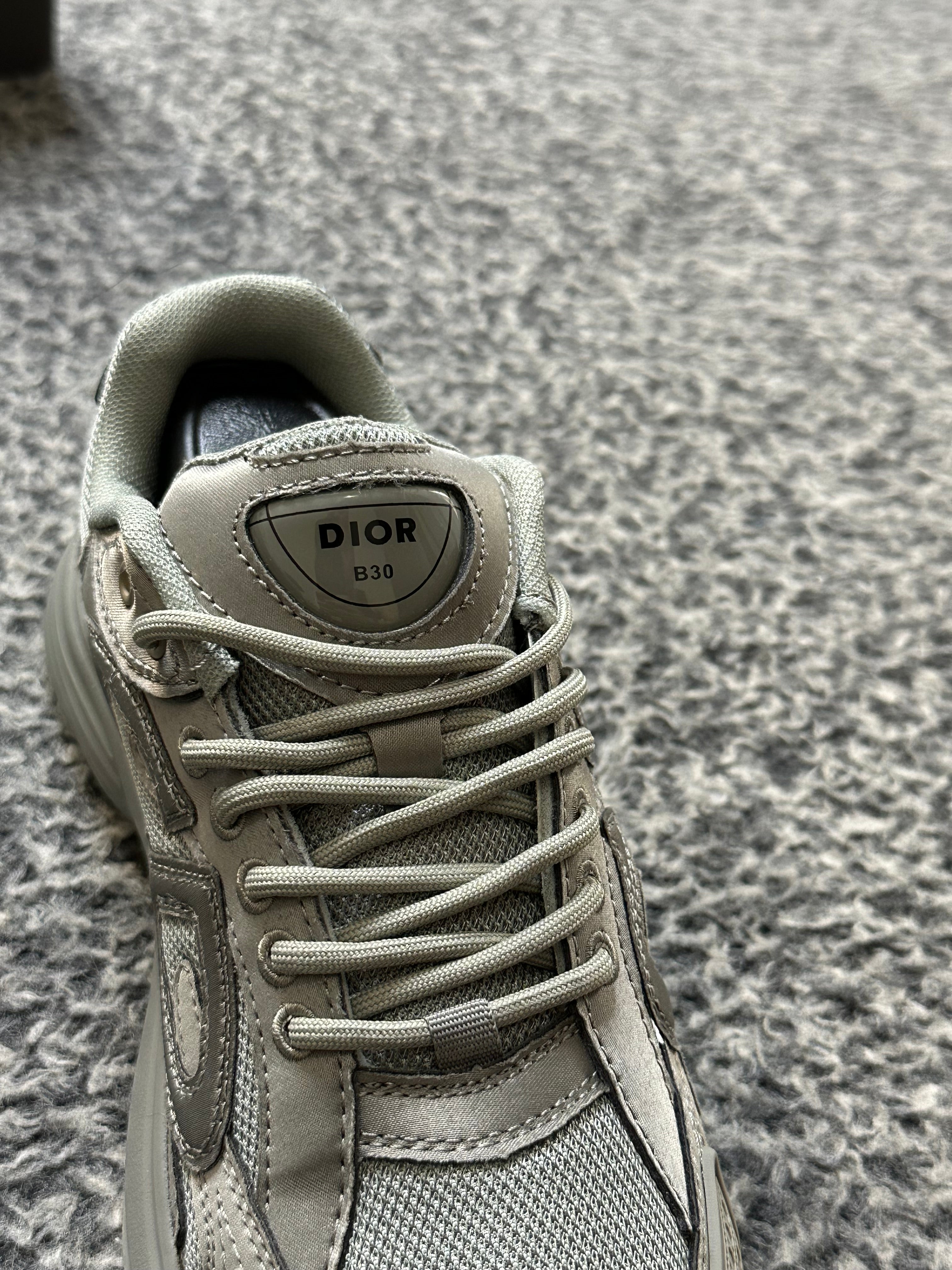 DIOR B30 x STONE ISLAND GREY