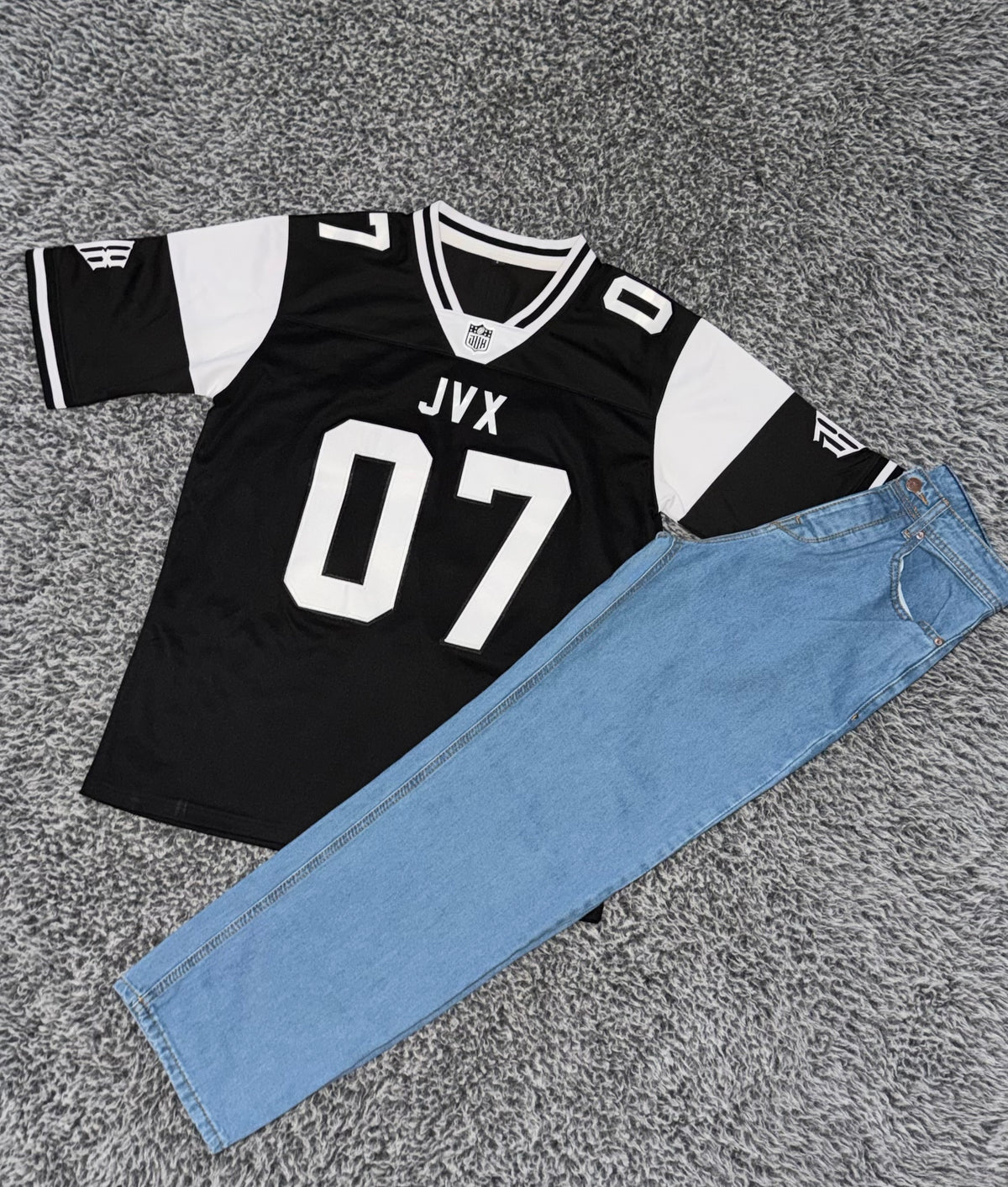 BACK TO SCHOOL PACK (JVX TSHIRT ORIGINAL + JEANS BAGGY)