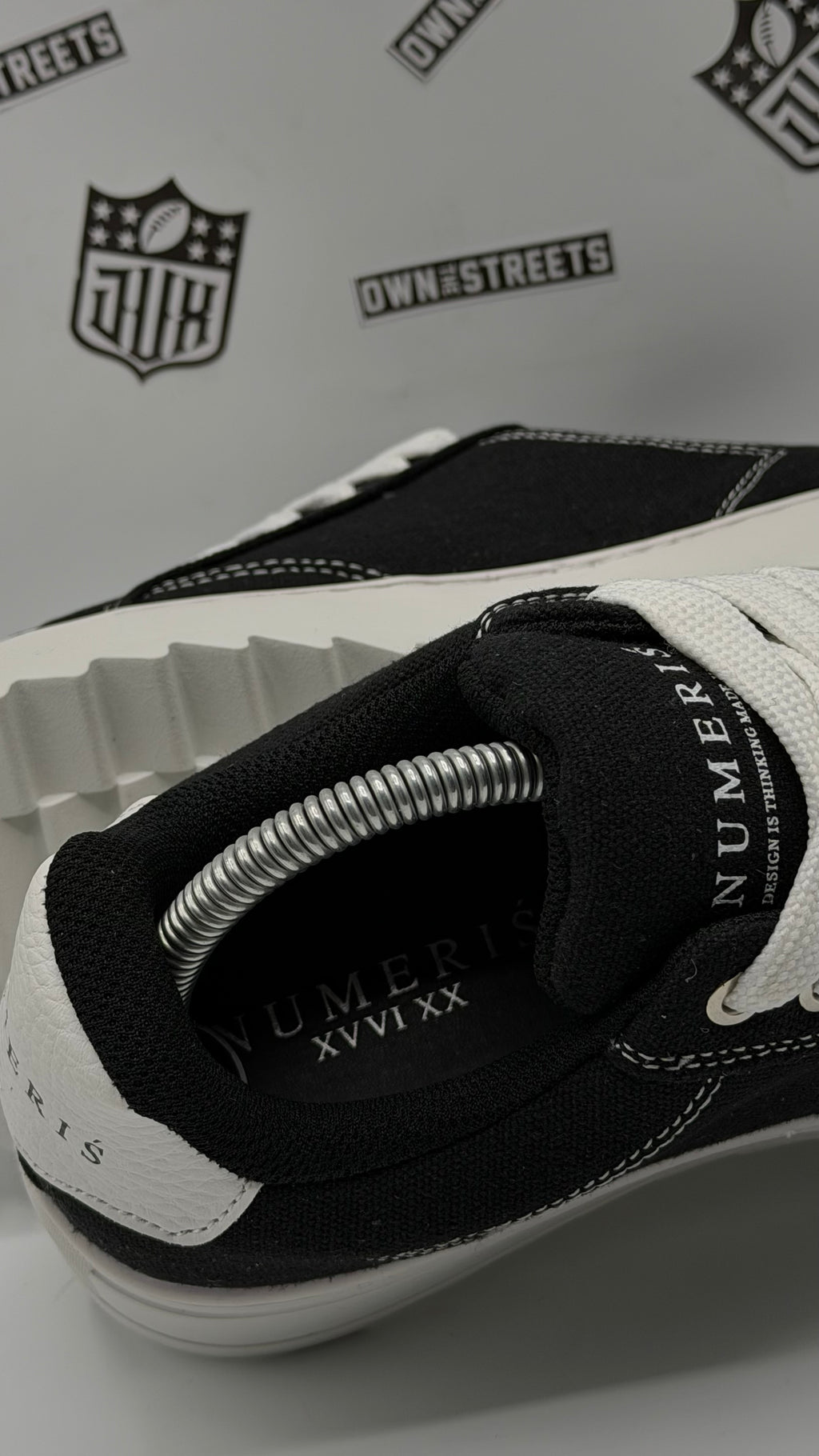 NUMERIS SNEAKERS BLACK WHITE