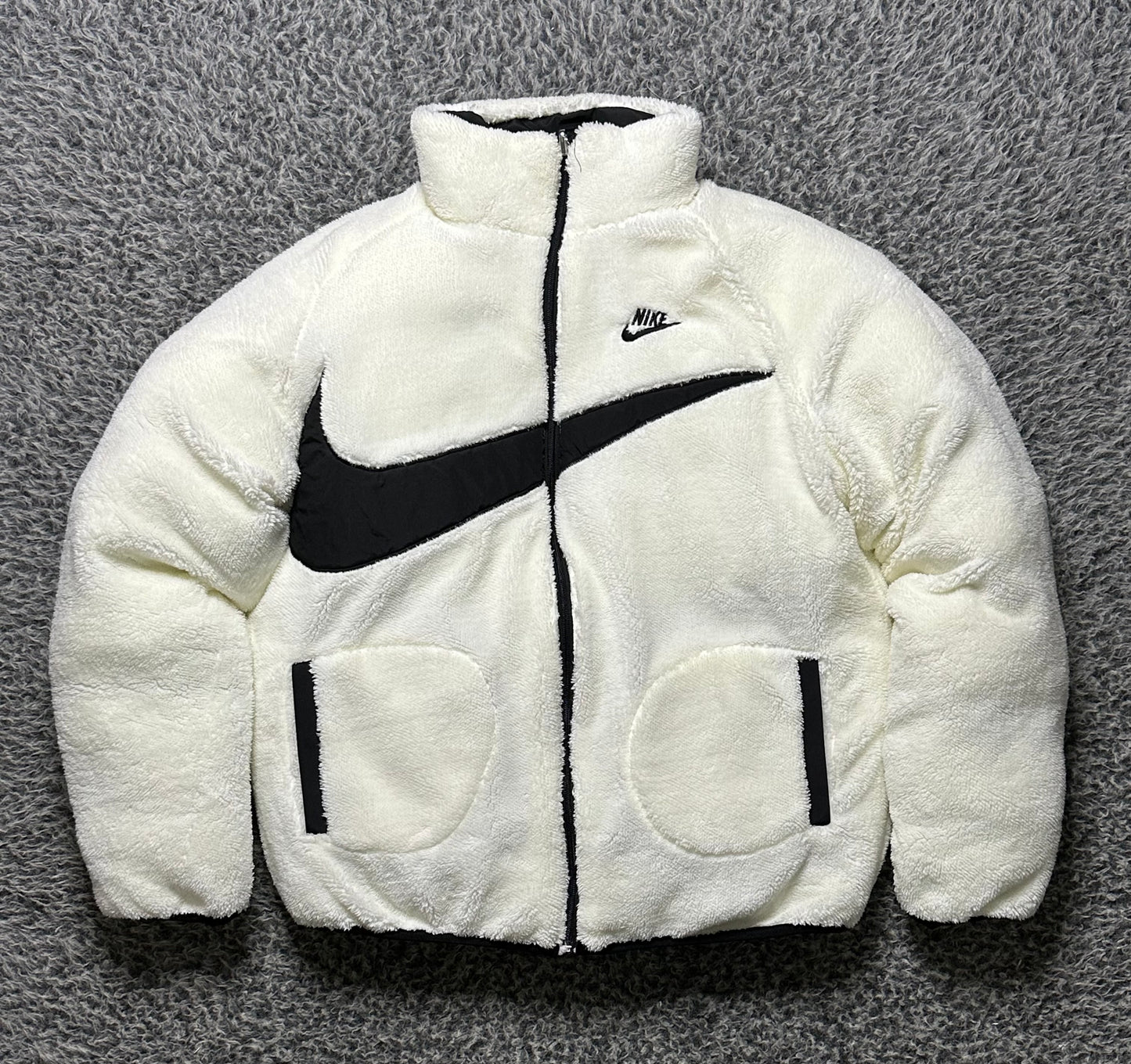 NIKE DOUBLE FACE POLAR PUFFER JACKET