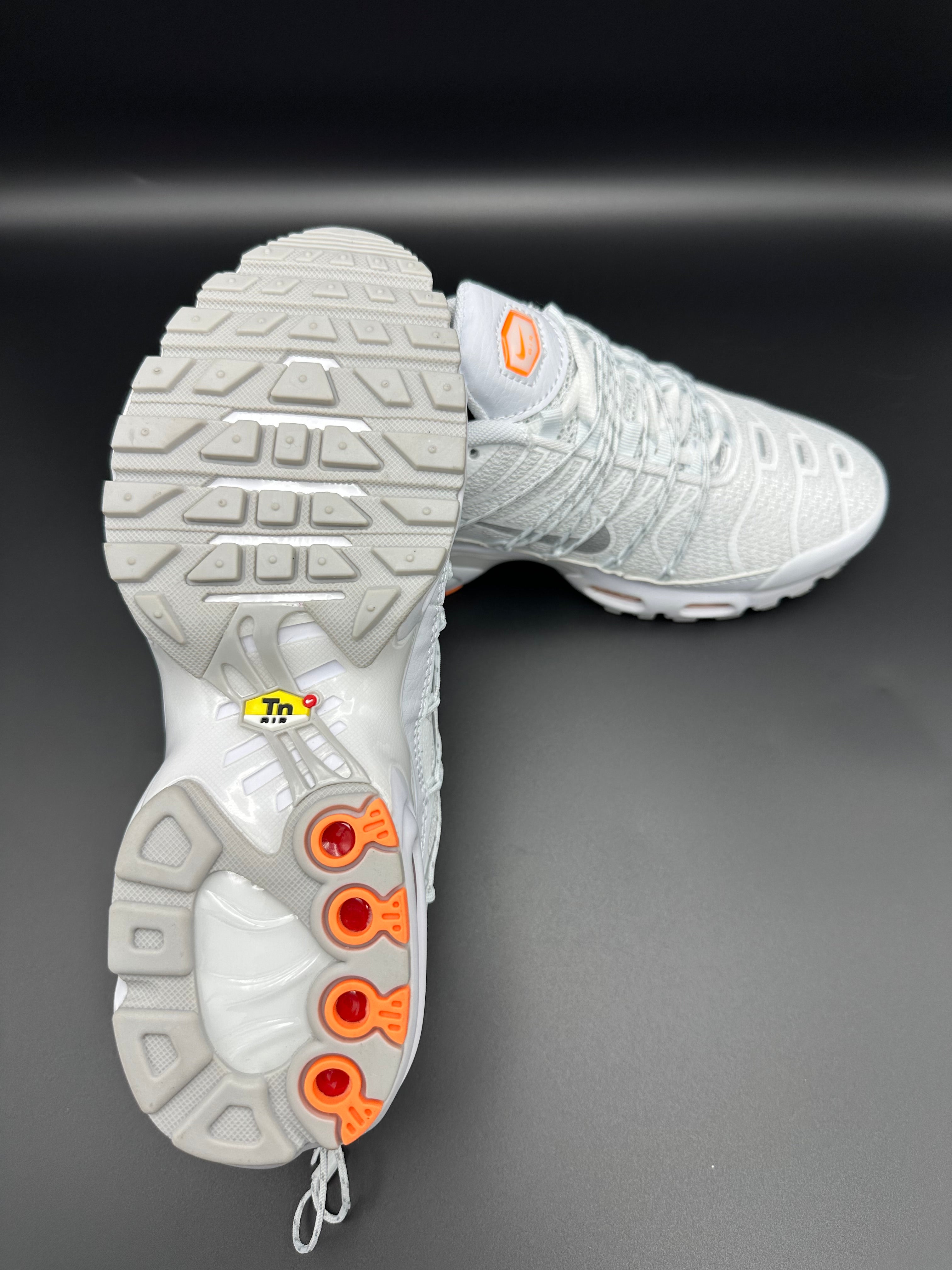 TN AIR UTILITY WHITE