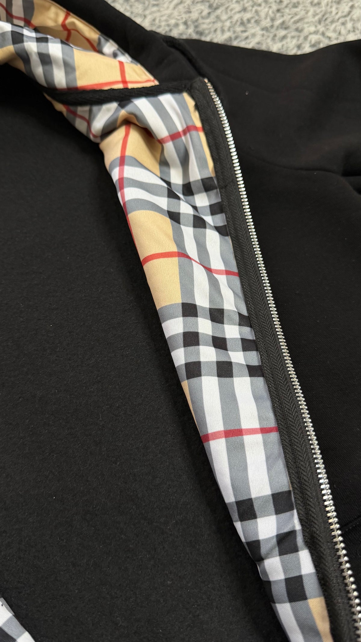 Burberry Black Zip Up Hoodie ( TRIPLE A )