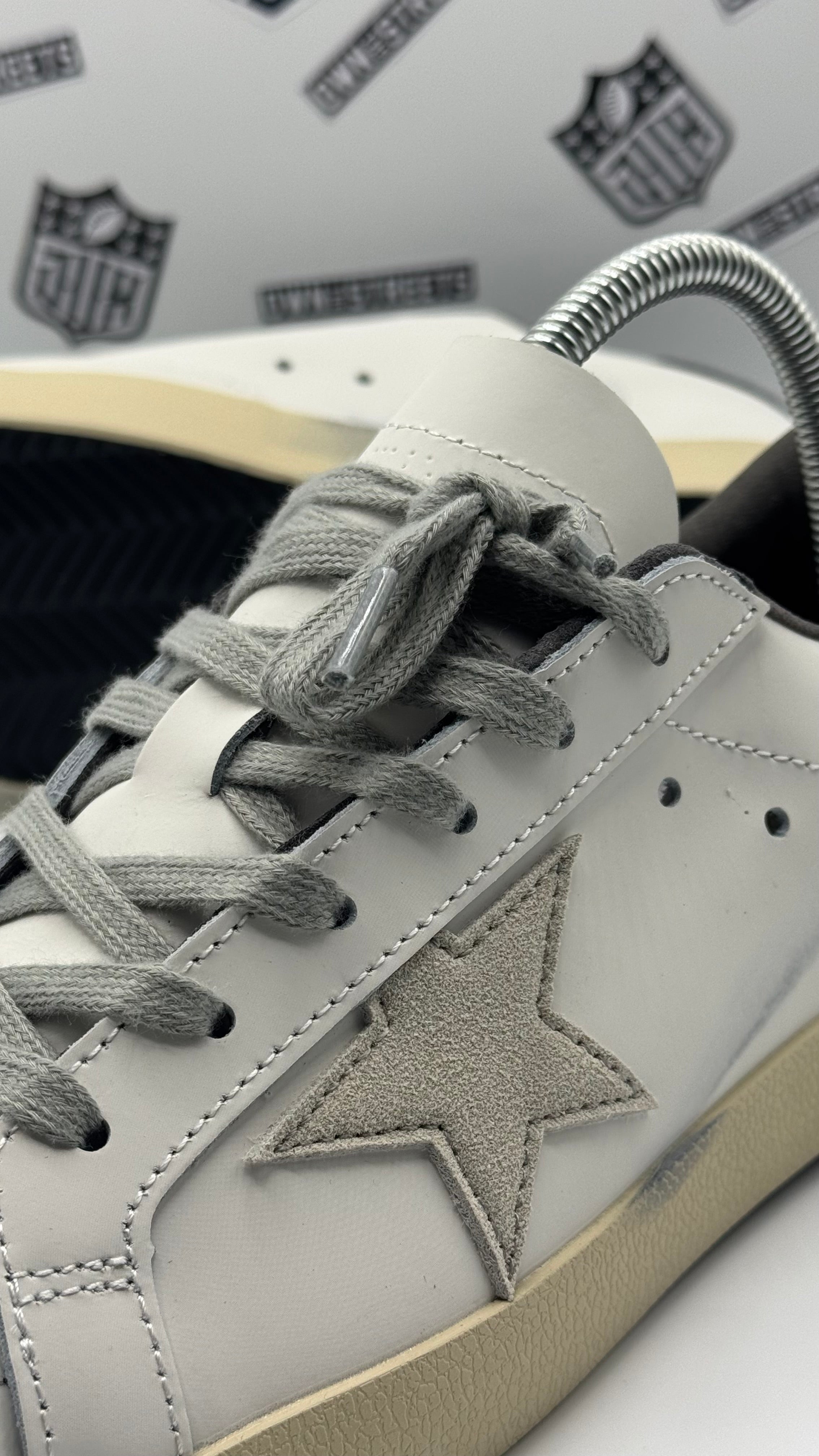 GOLDEN GOOSE SUPERSTAR LOW TOP SNEAKERS