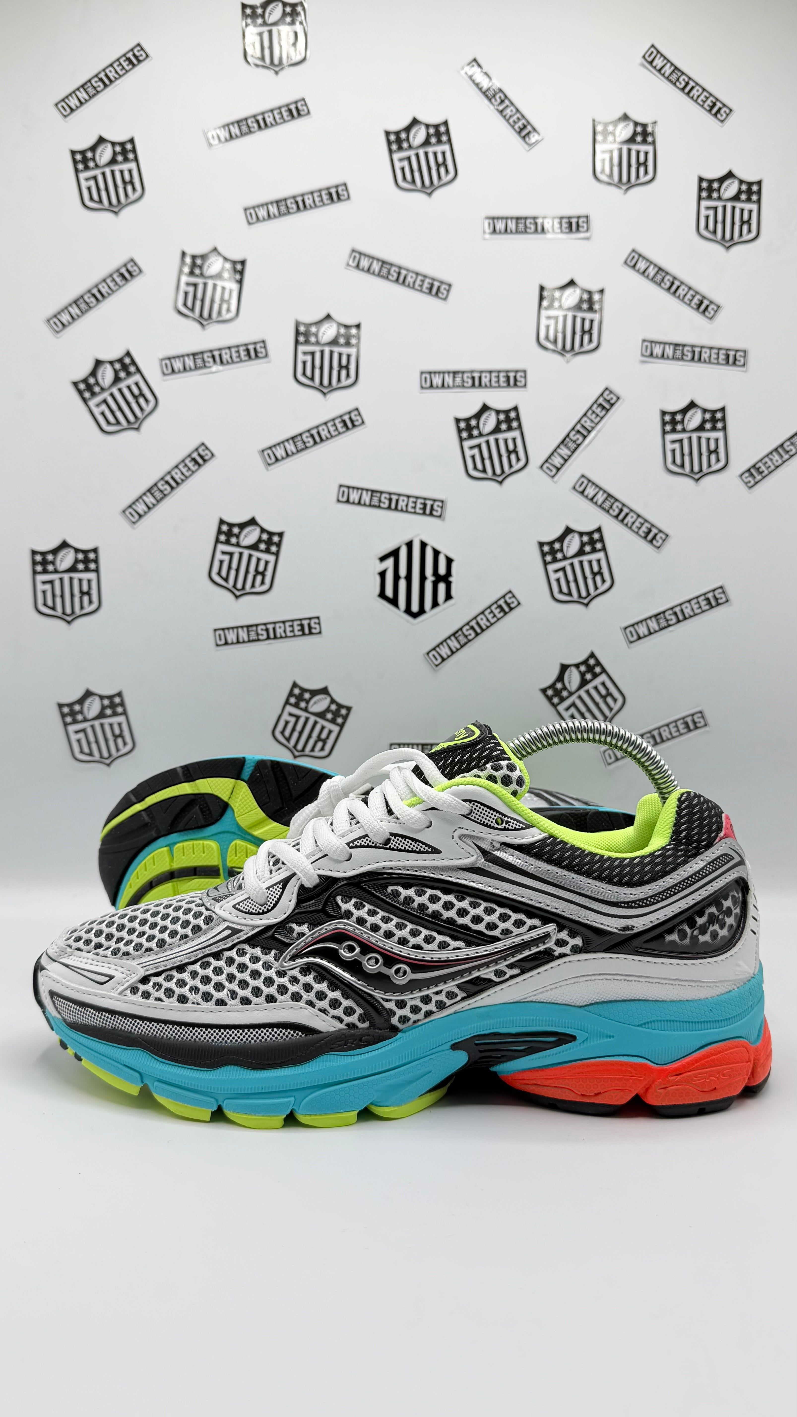 Saucony ProGrid Omni 9 Mutant