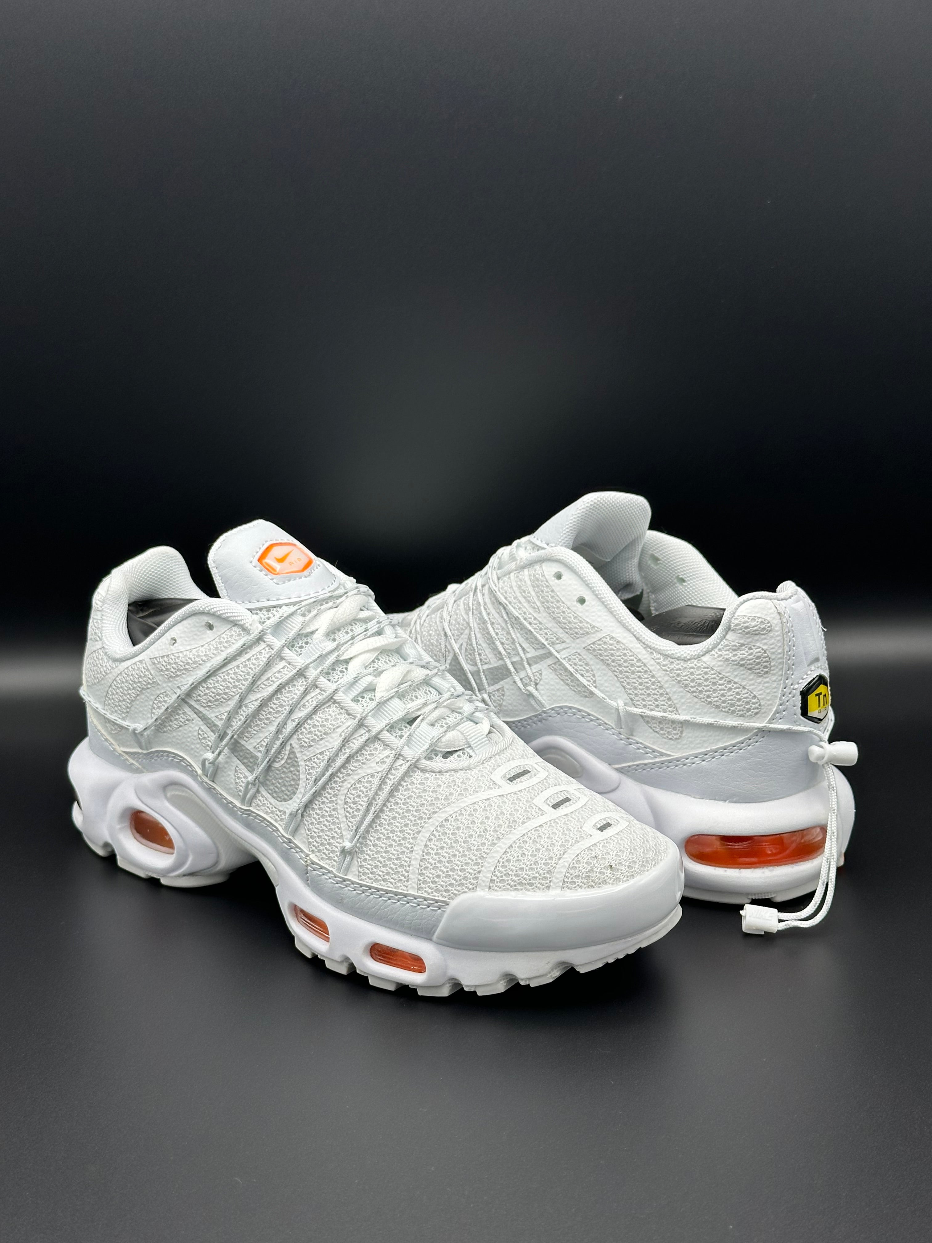 TN AIR UTILITY WHITE