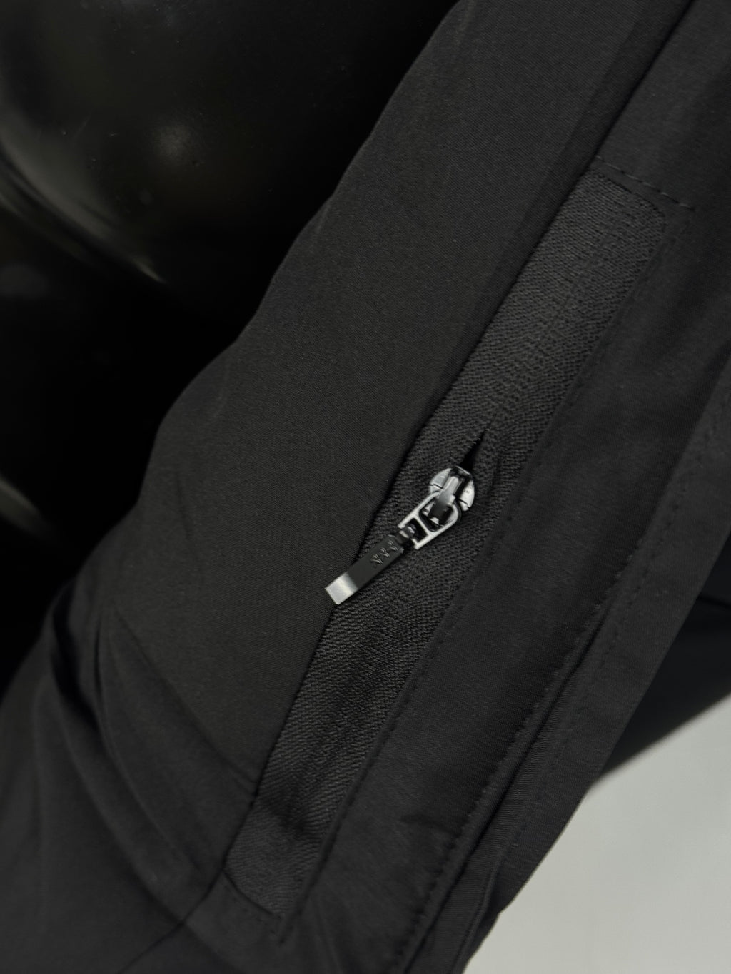 THE NORTH FACE  DryVent  jacket BLACK