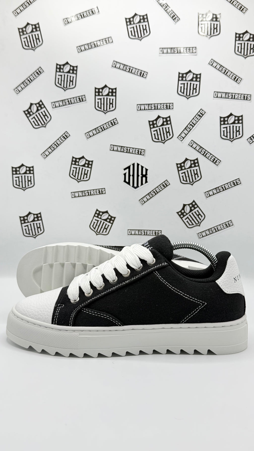 NUMERIS SNEAKERS BLACK WHITE