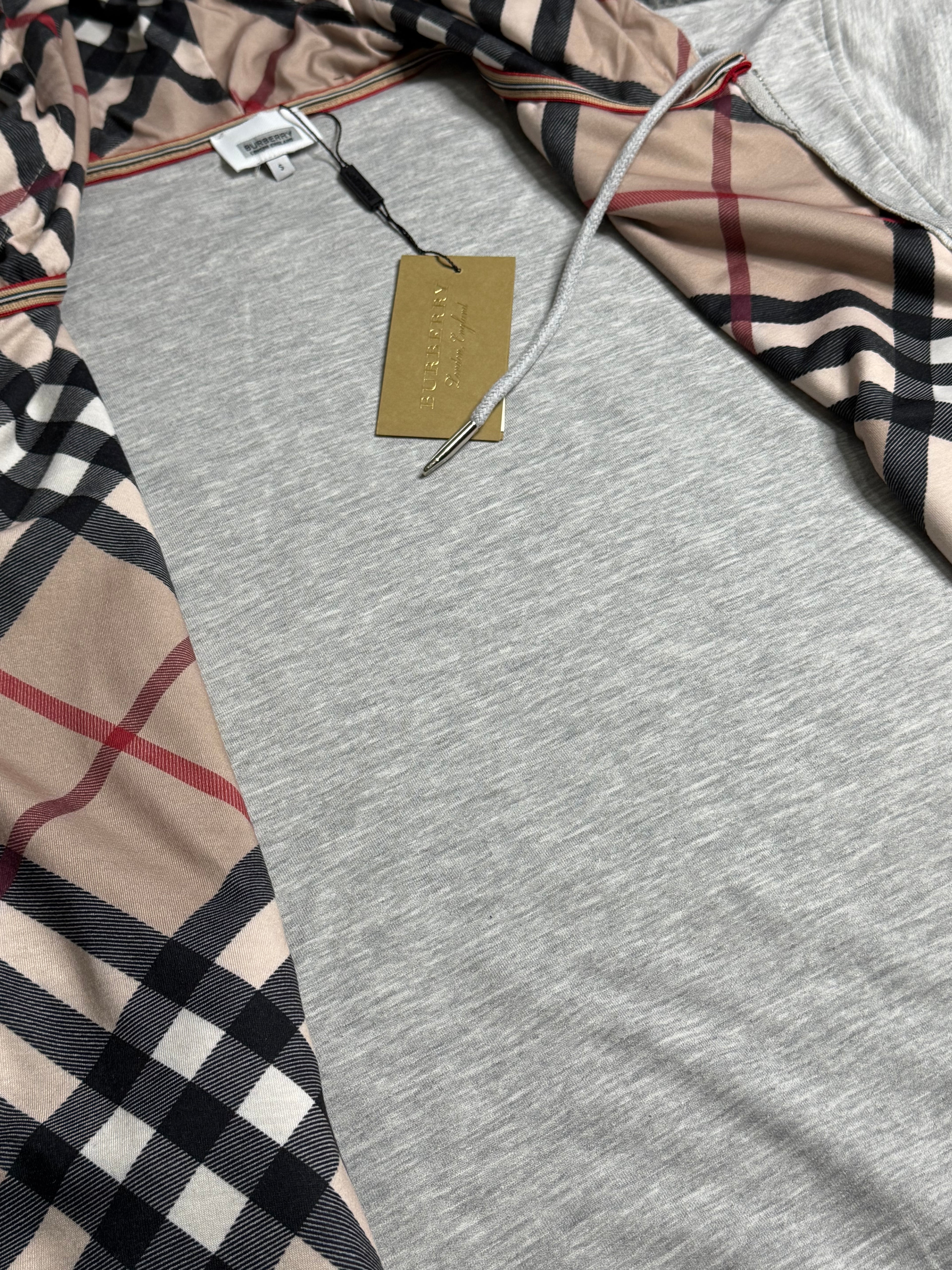 BURBERRY ZIP UP HOODIE GREY