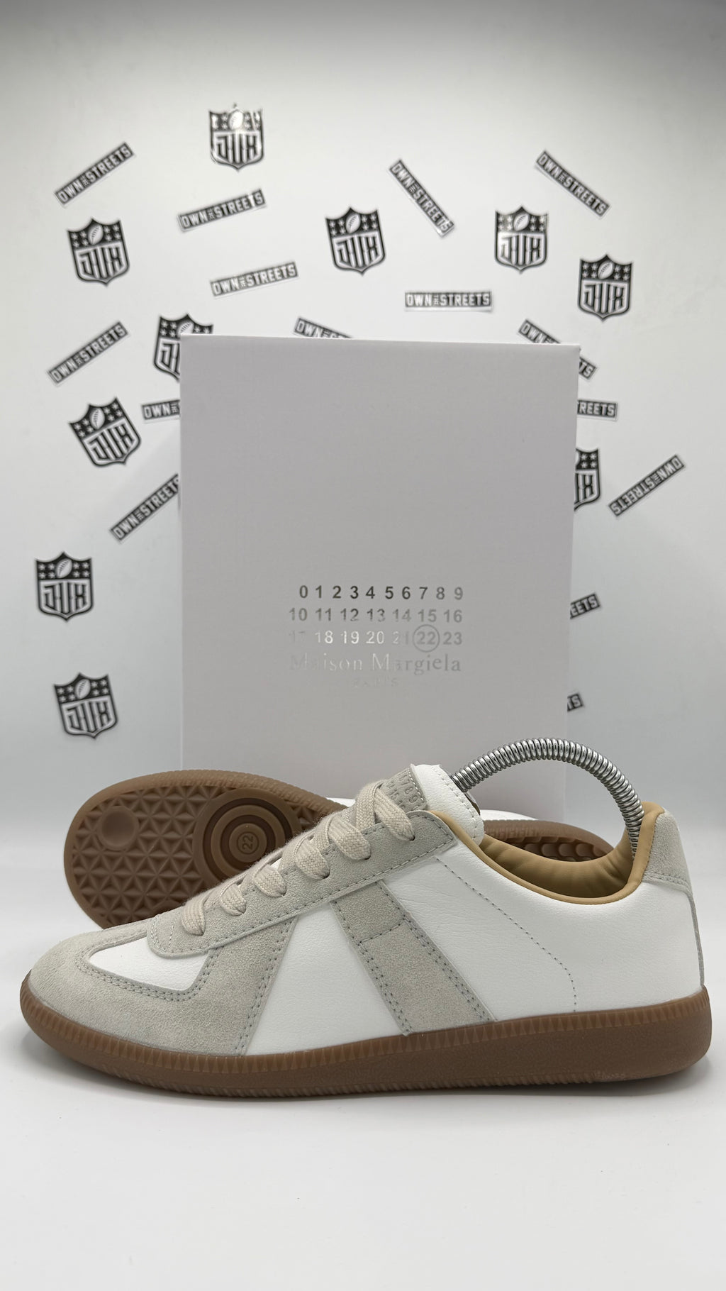 MAISON MARGIELA GATS WHITE GUM