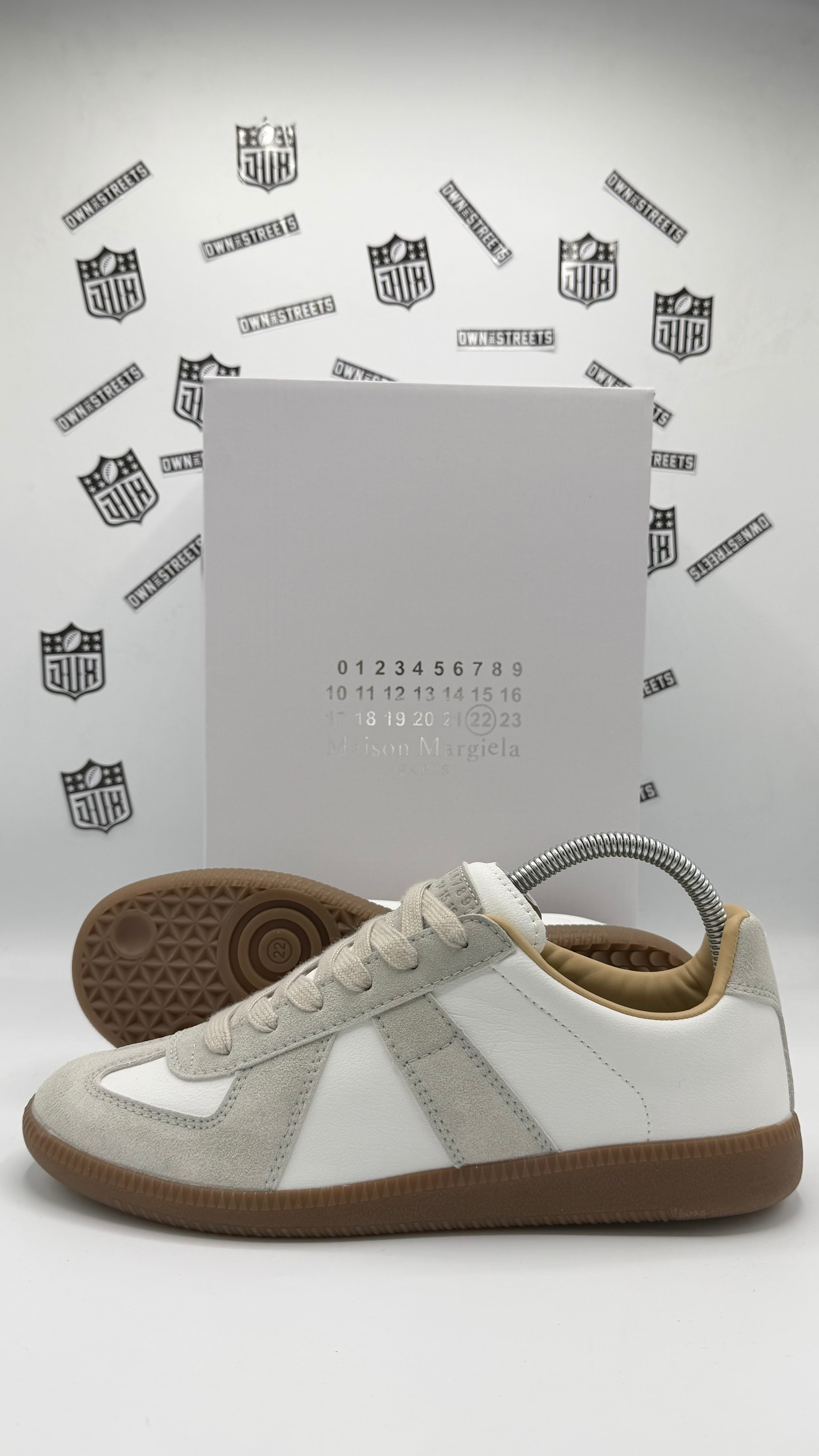 MAISON MARGIELA GATS WHITE GUM