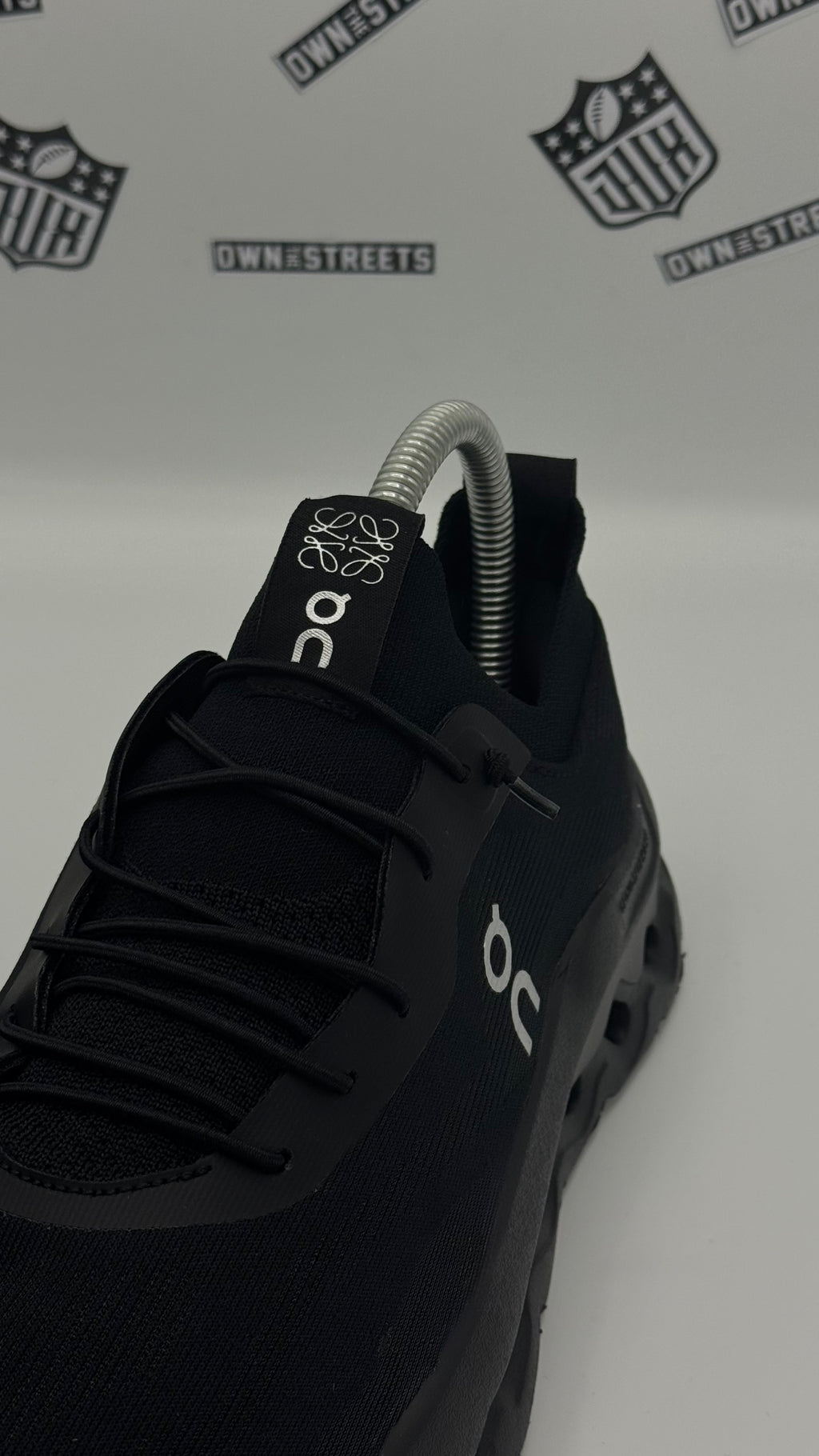 ON X LOEWE CLOUDTILT 1.0 BLACK