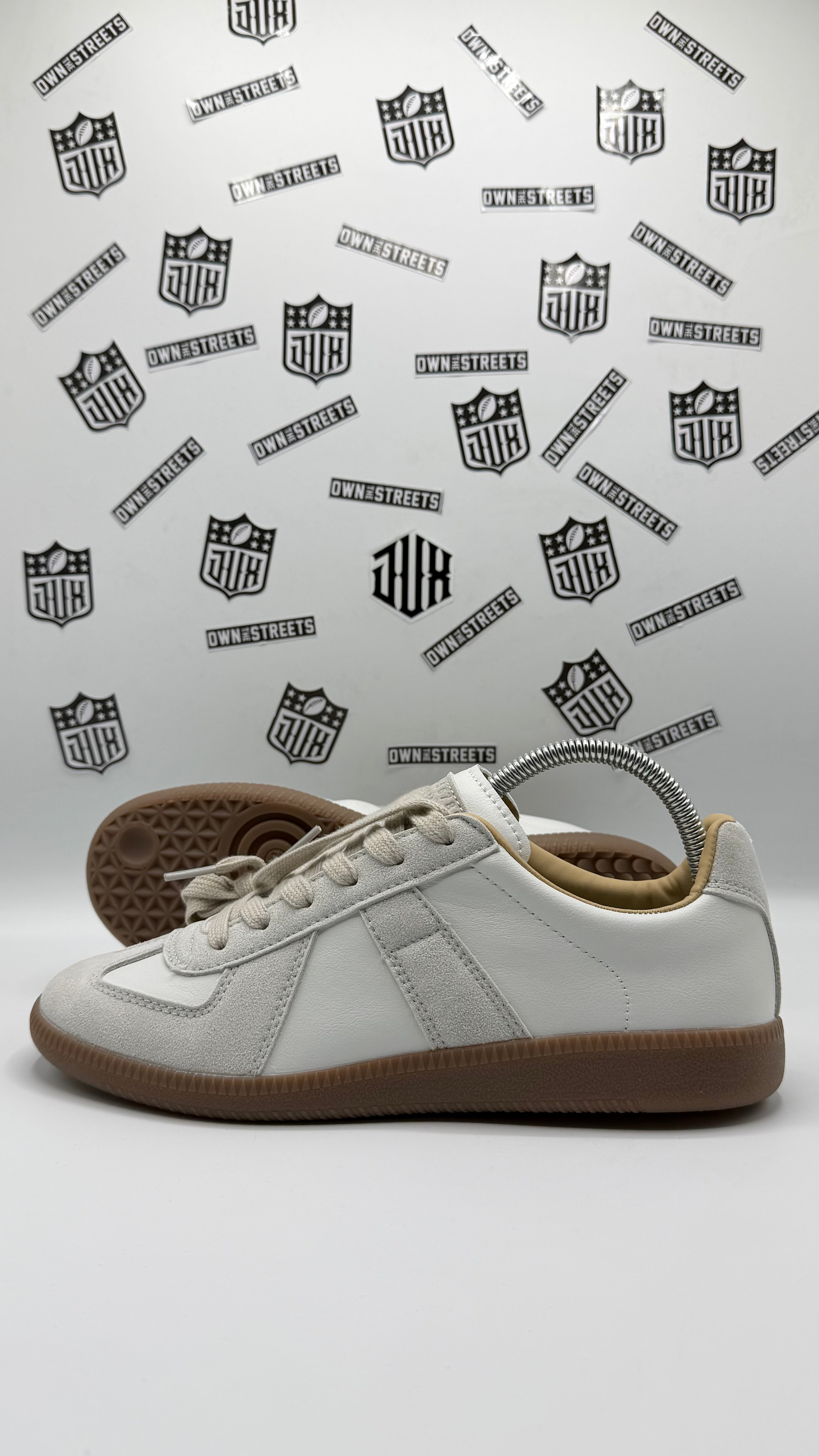 MAISON MARGIELA GATS WHITE GUM