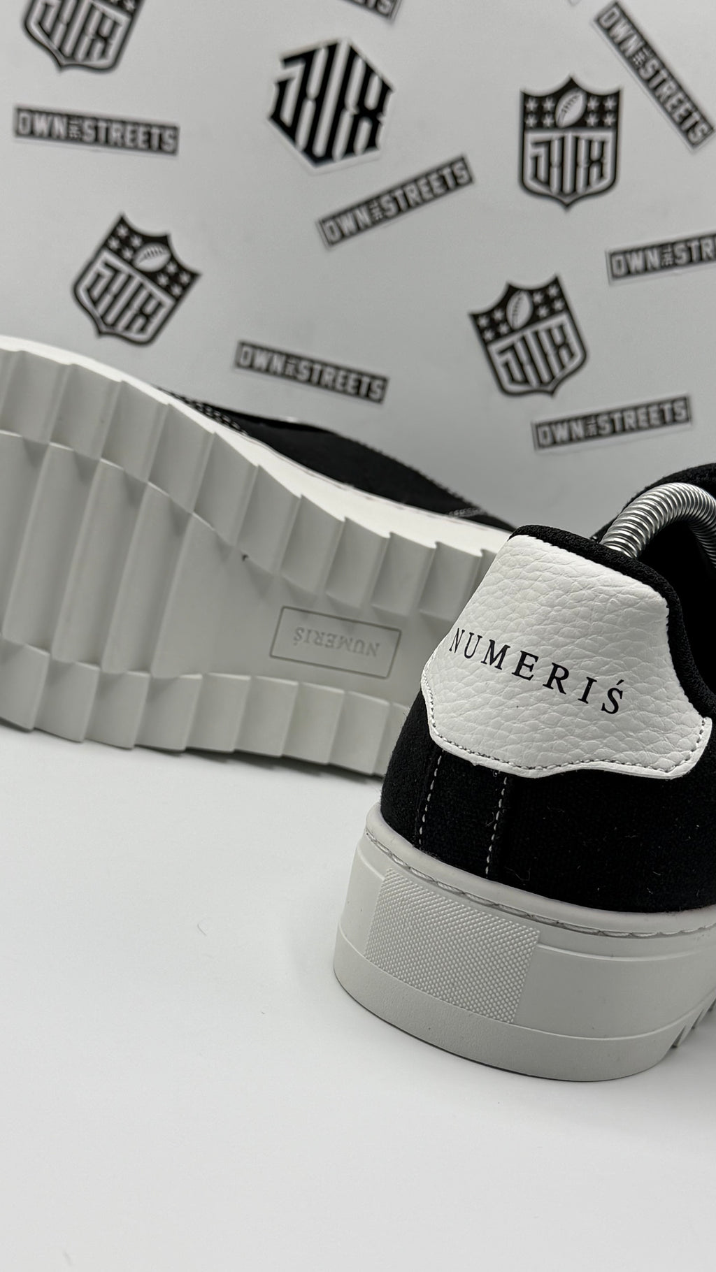 NUMERIS SNEAKERS BLACK WHITE