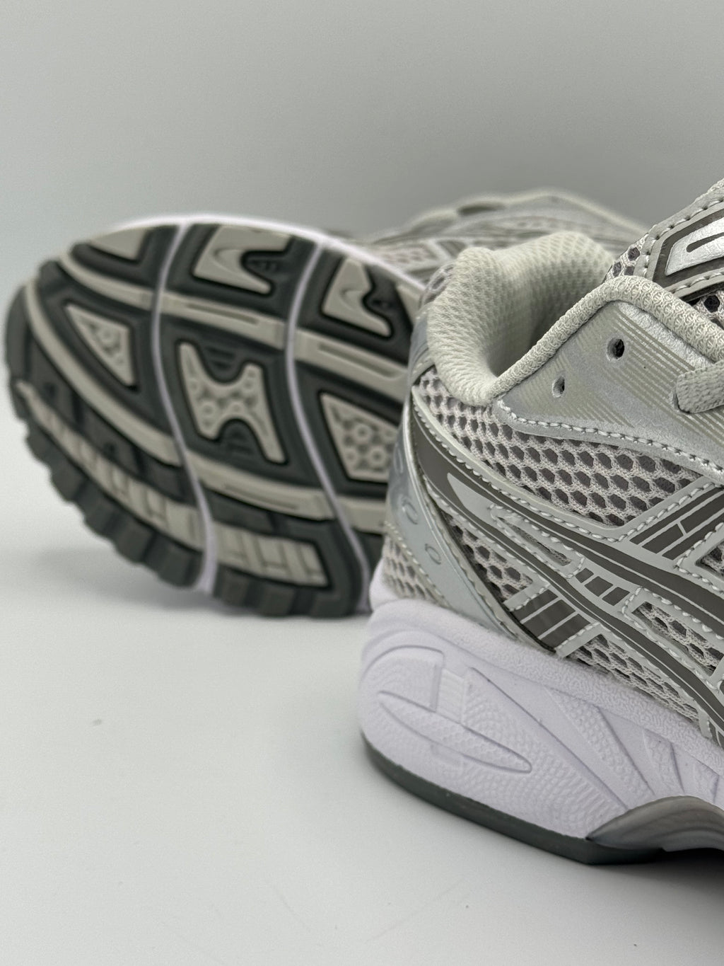 ASICS GEL KAYANO 14 CLOUD GREY