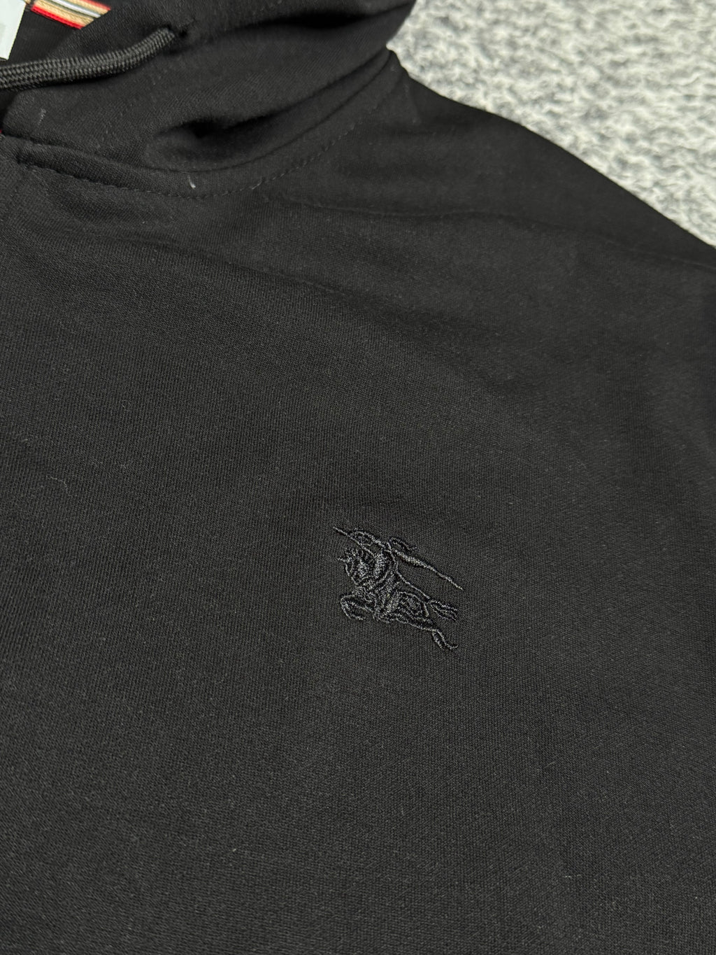 BURBERRY ZIP UP HOODIE BLACK