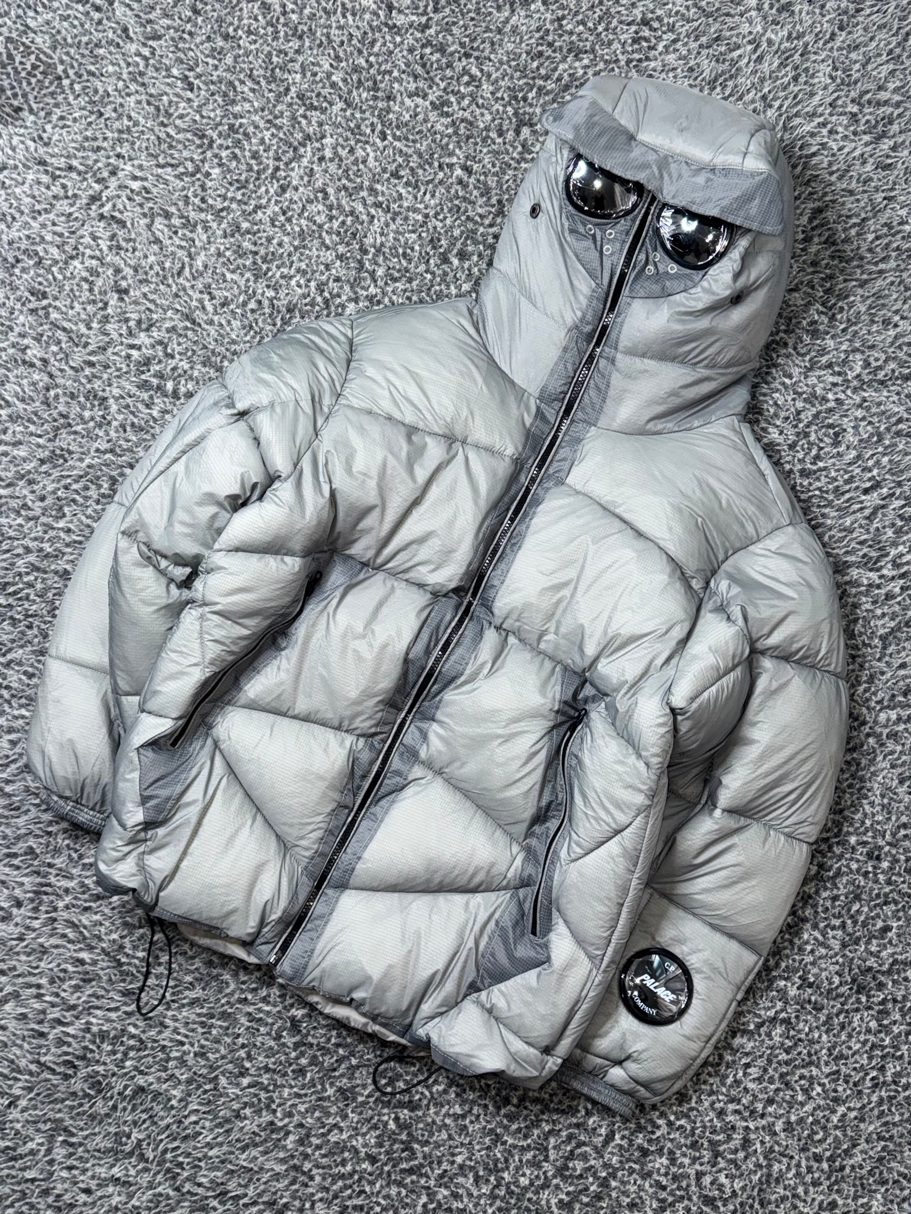 CP COMPANY x PALACE PUFFER JACKET GREY