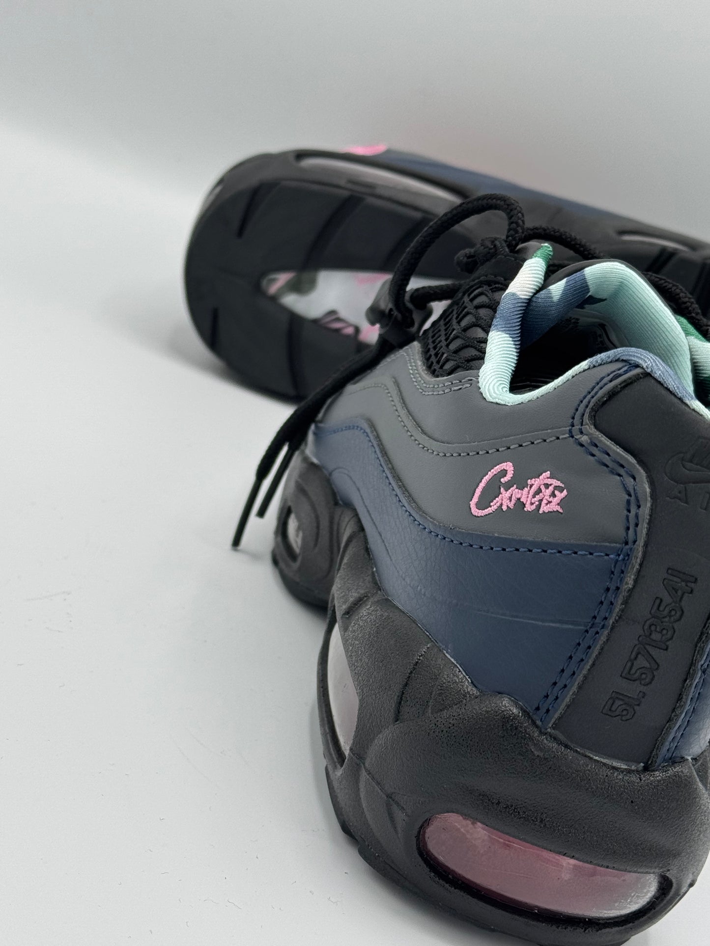AIR MAX x CRTZ PINK