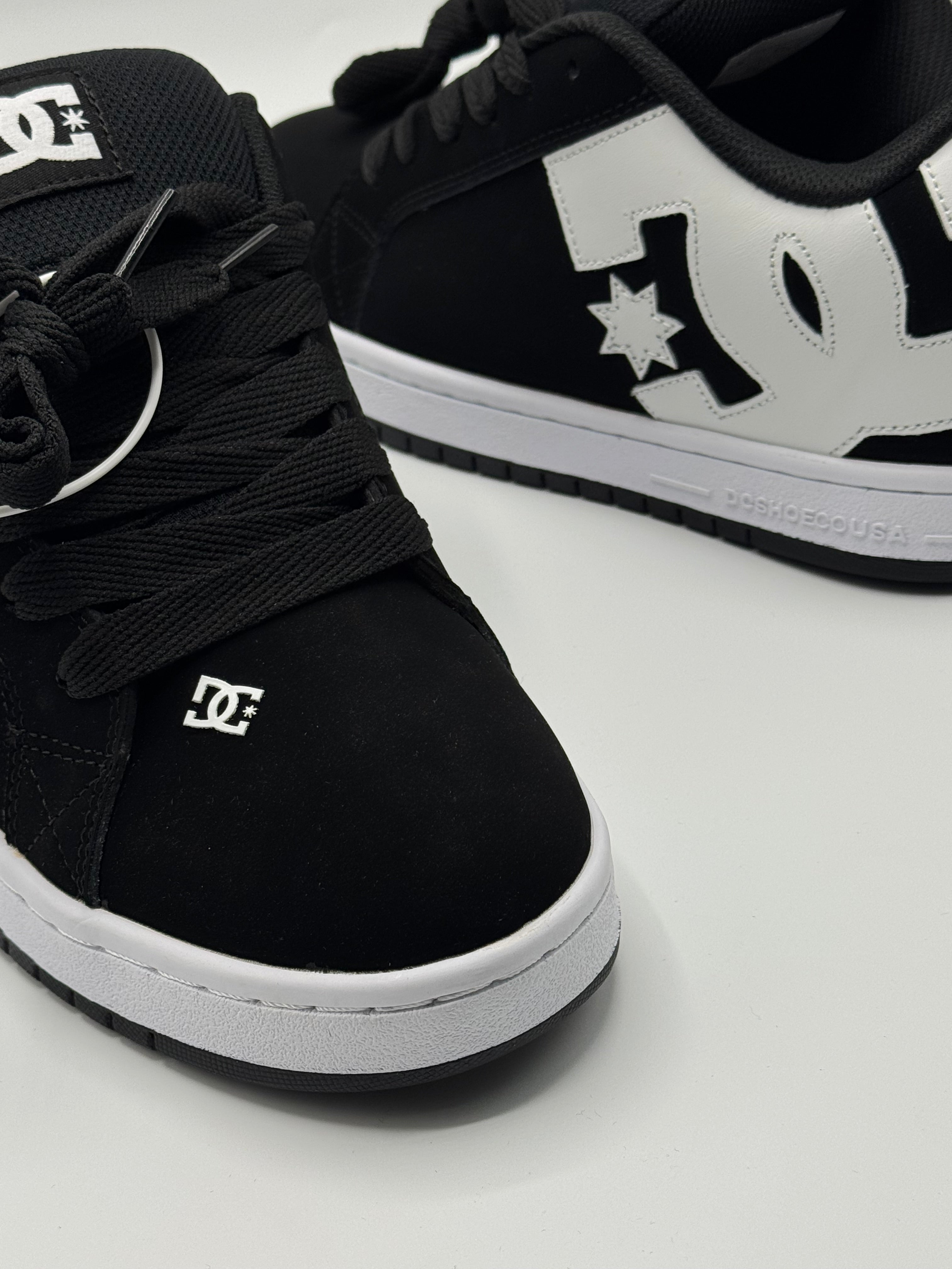 DC SHOES COURT GRAFFIK BLACK WHITE