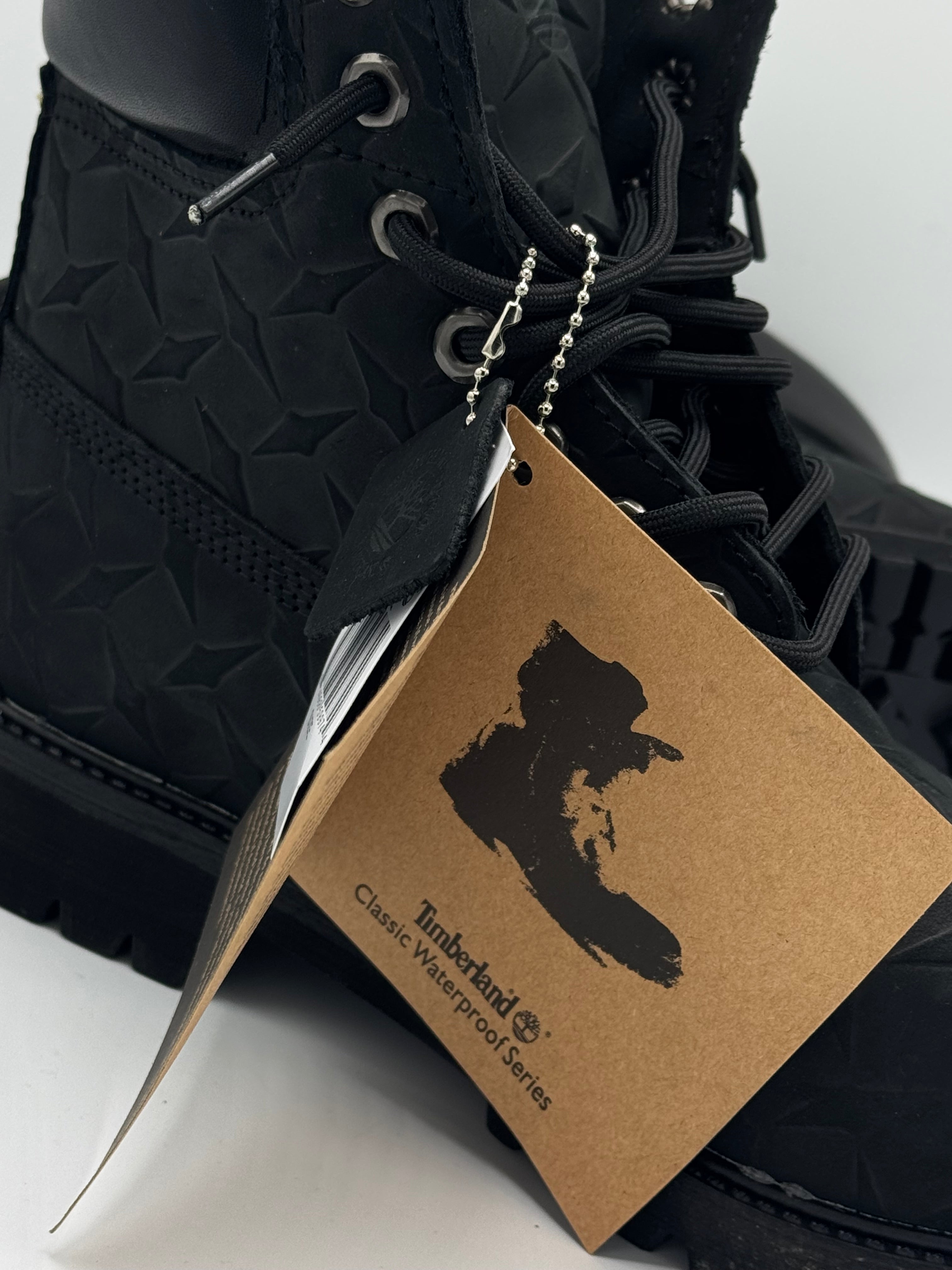 TIMBS x SUPREME BLACK (WITH BOX)
