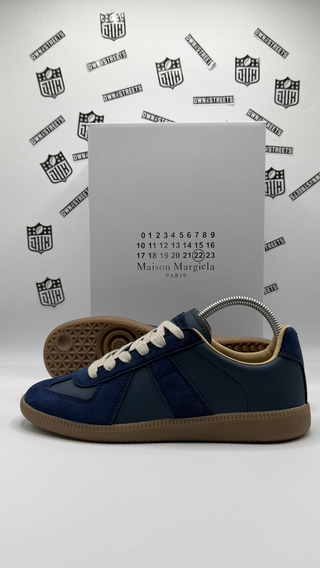 MAISON MARGIELA GATS NAVY BLUE