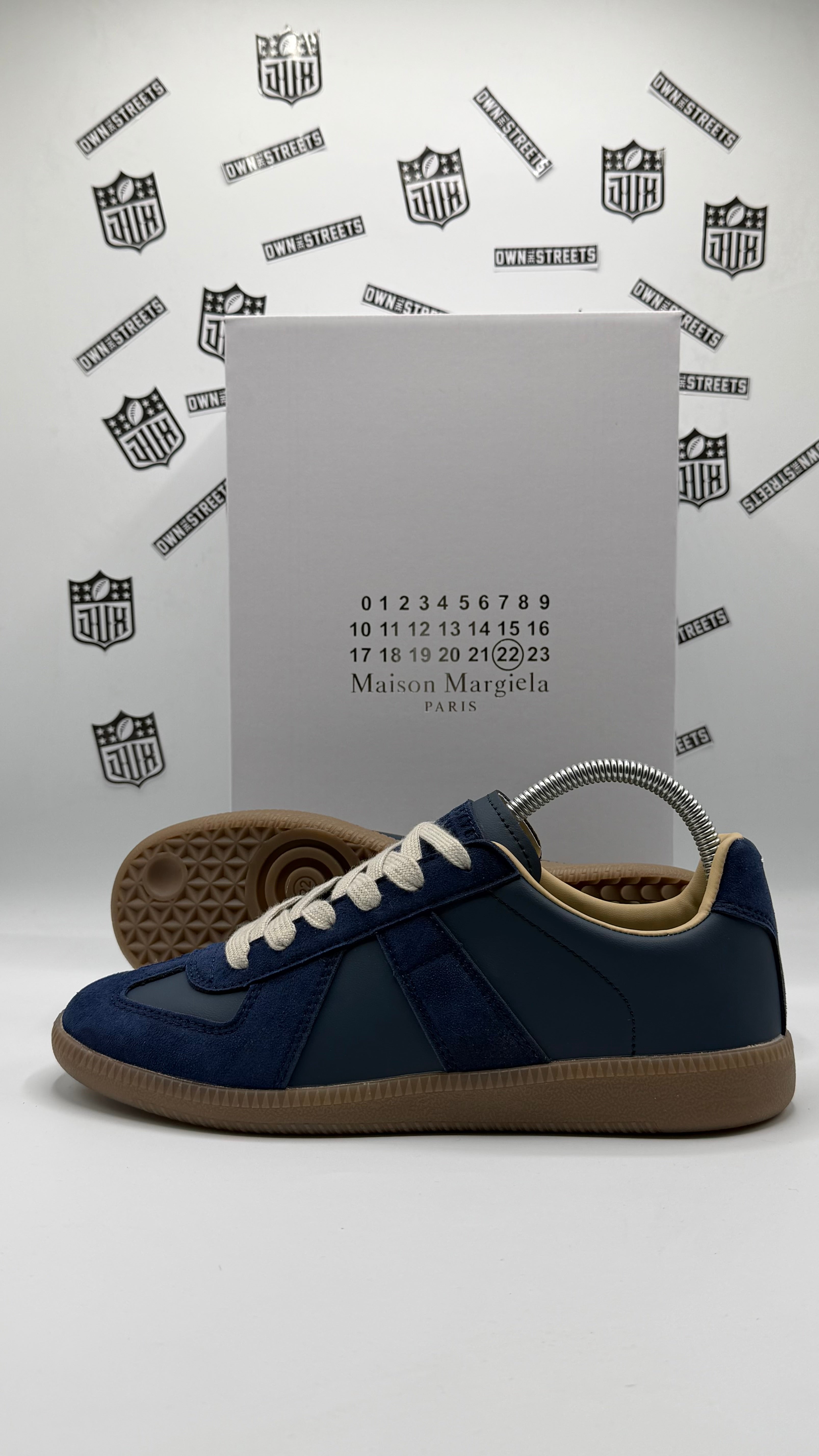 MAISON MARGIELA GATS NAVY BLUE