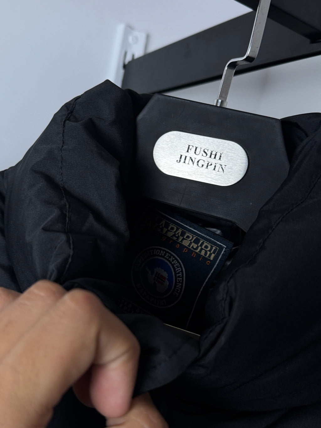 NAPAPIJRI RF PUFFER JACKET BLACK