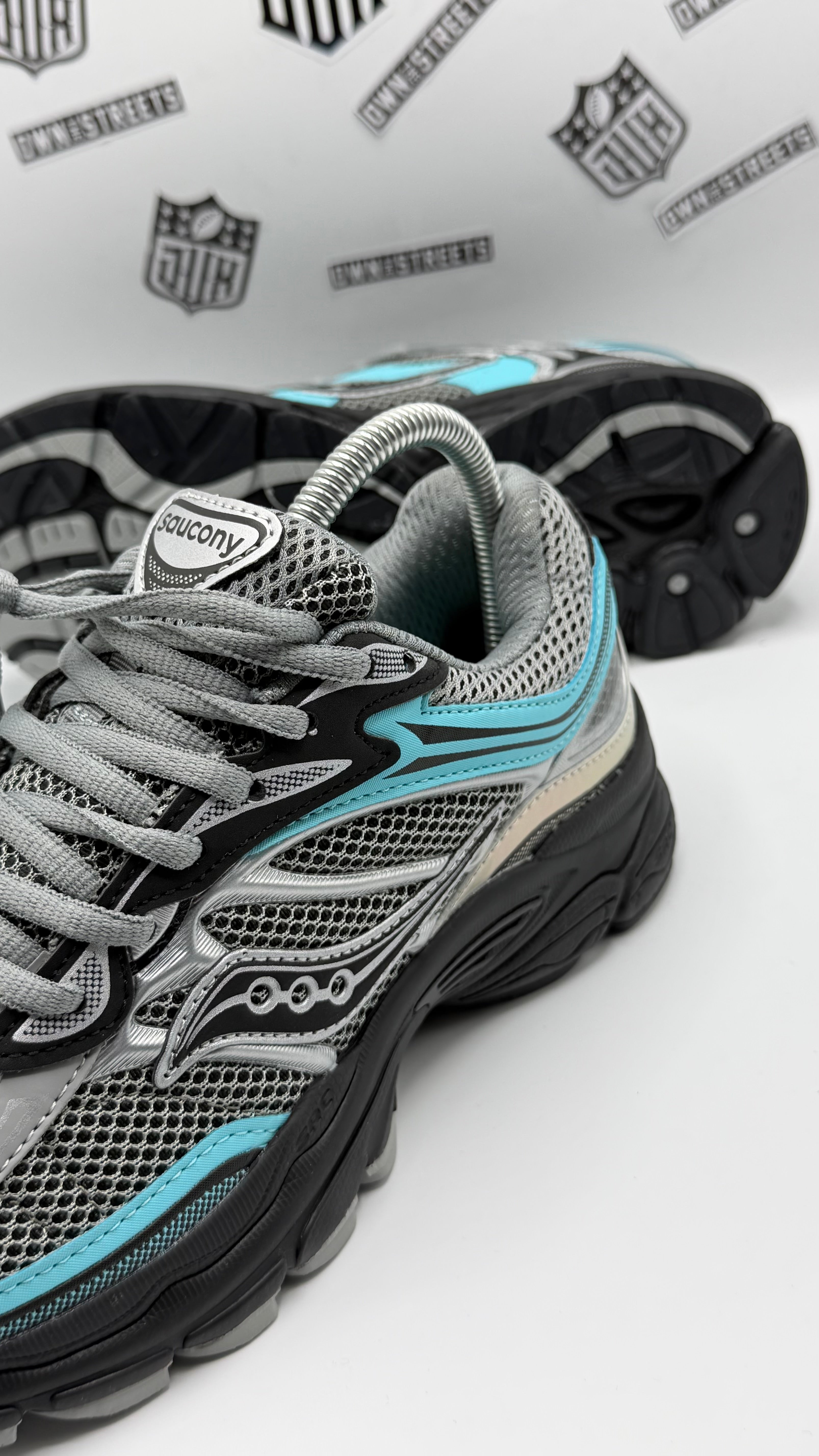 Saucony ProGrid Omni 9 Teal Metallic Silver