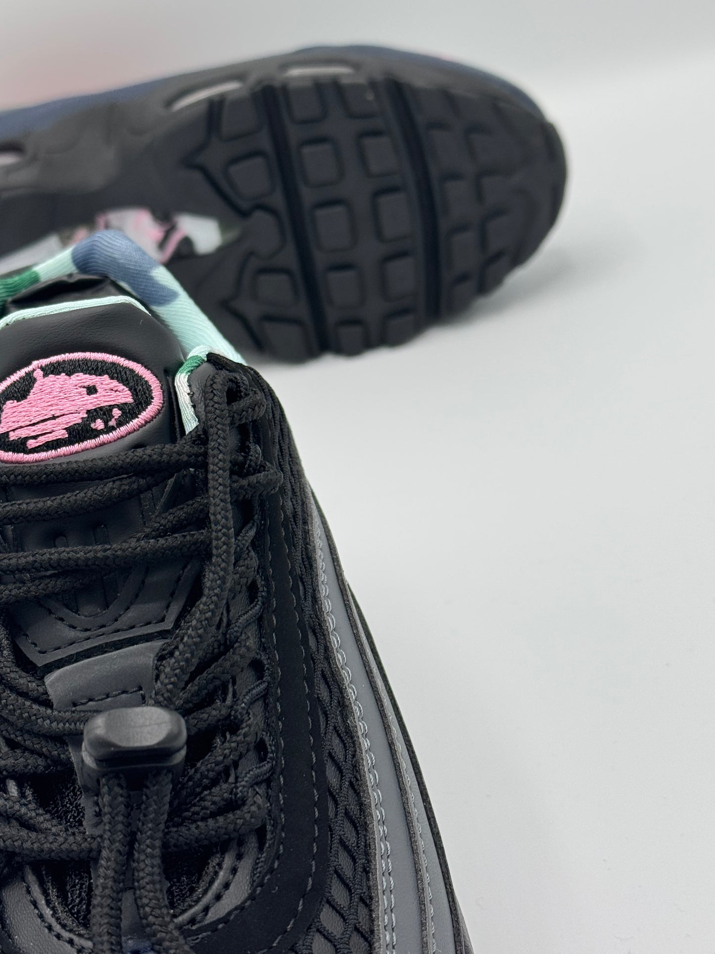 AIR MAX x CRTZ PINK