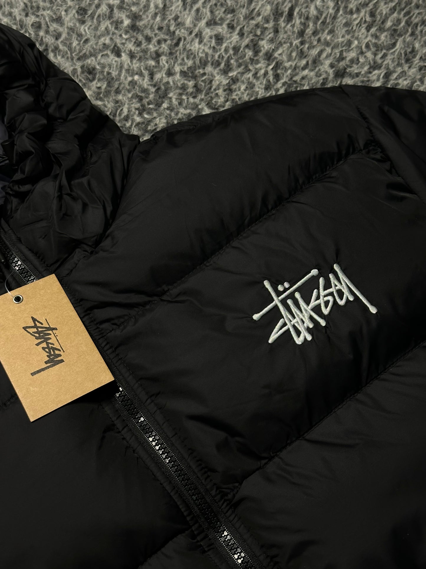 STUSSY PUFFER 800 BLACK JACKET