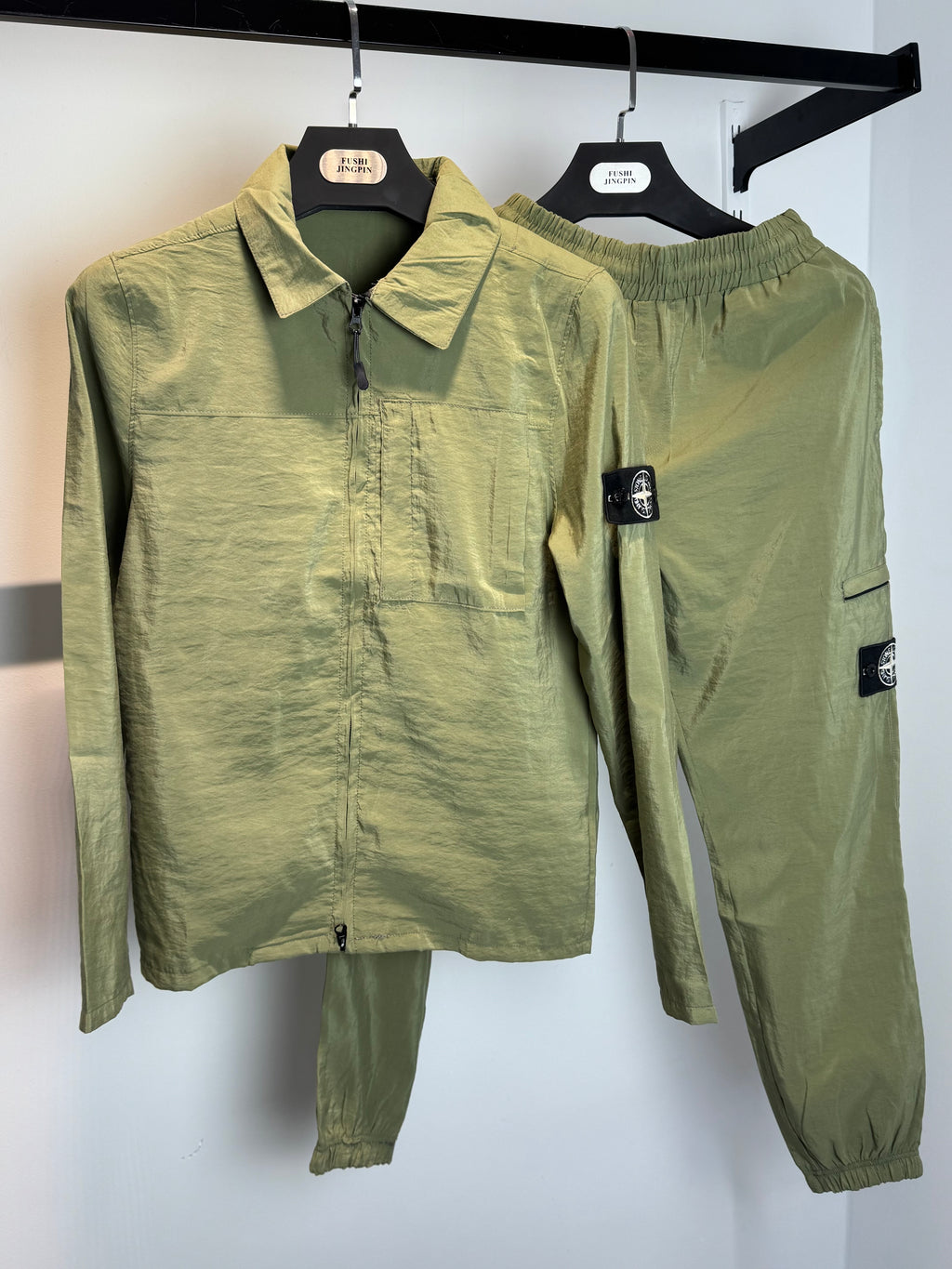 STONE ISLAND LIGHT TRACKSUIT OLIVE (TRIPLE A QUALITY)
