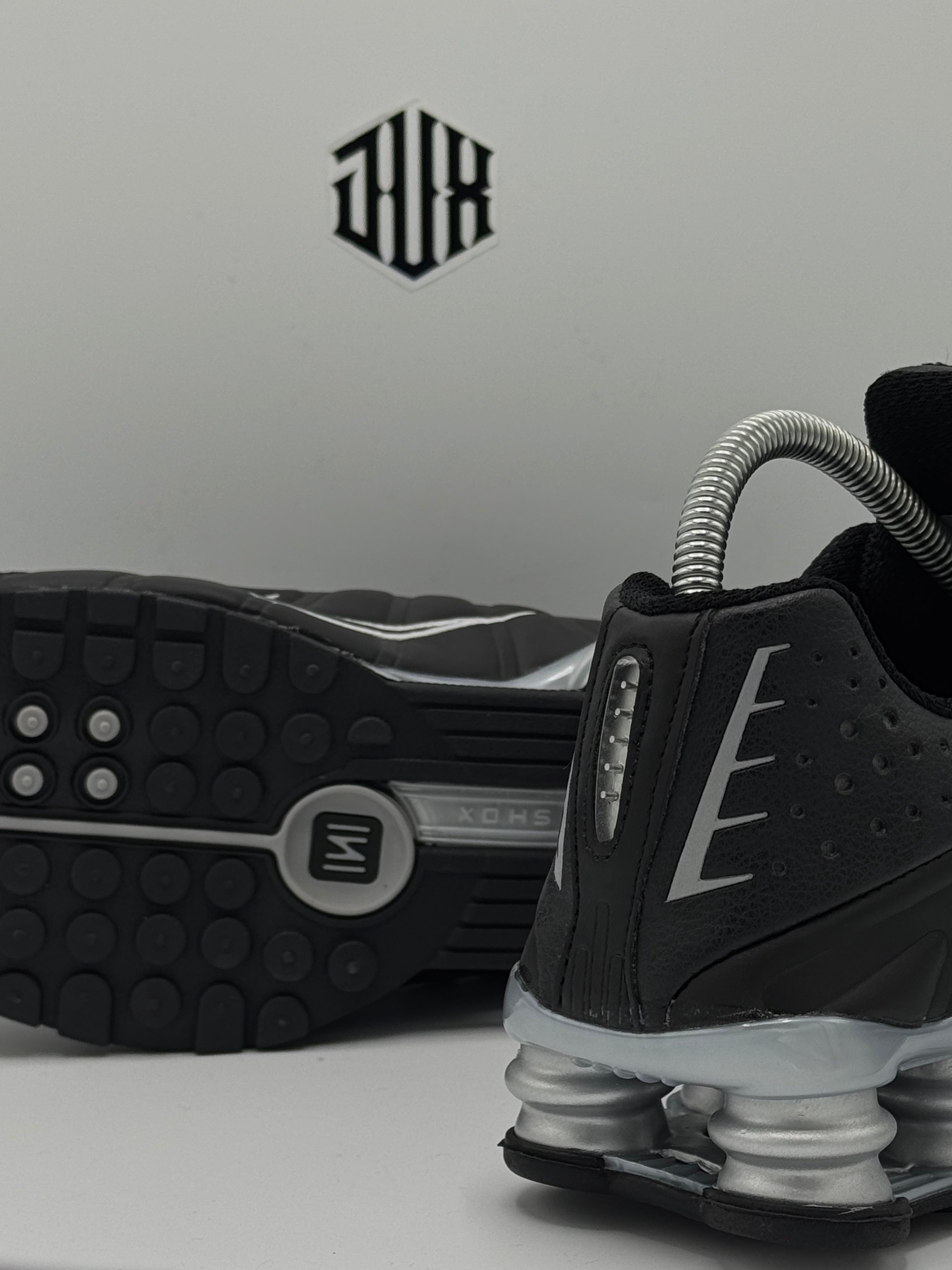 SHOX R4 SILVER BLACK