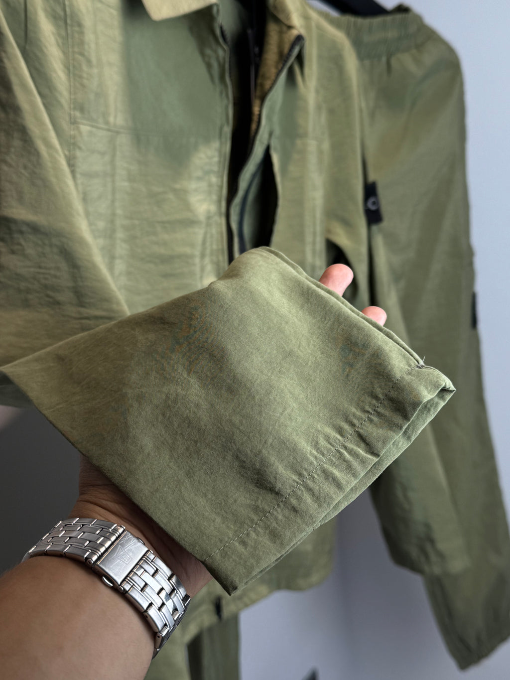 STONE ISLAND LIGHT TRACKSUIT OLIVE (TRIPLE A QUALITY)