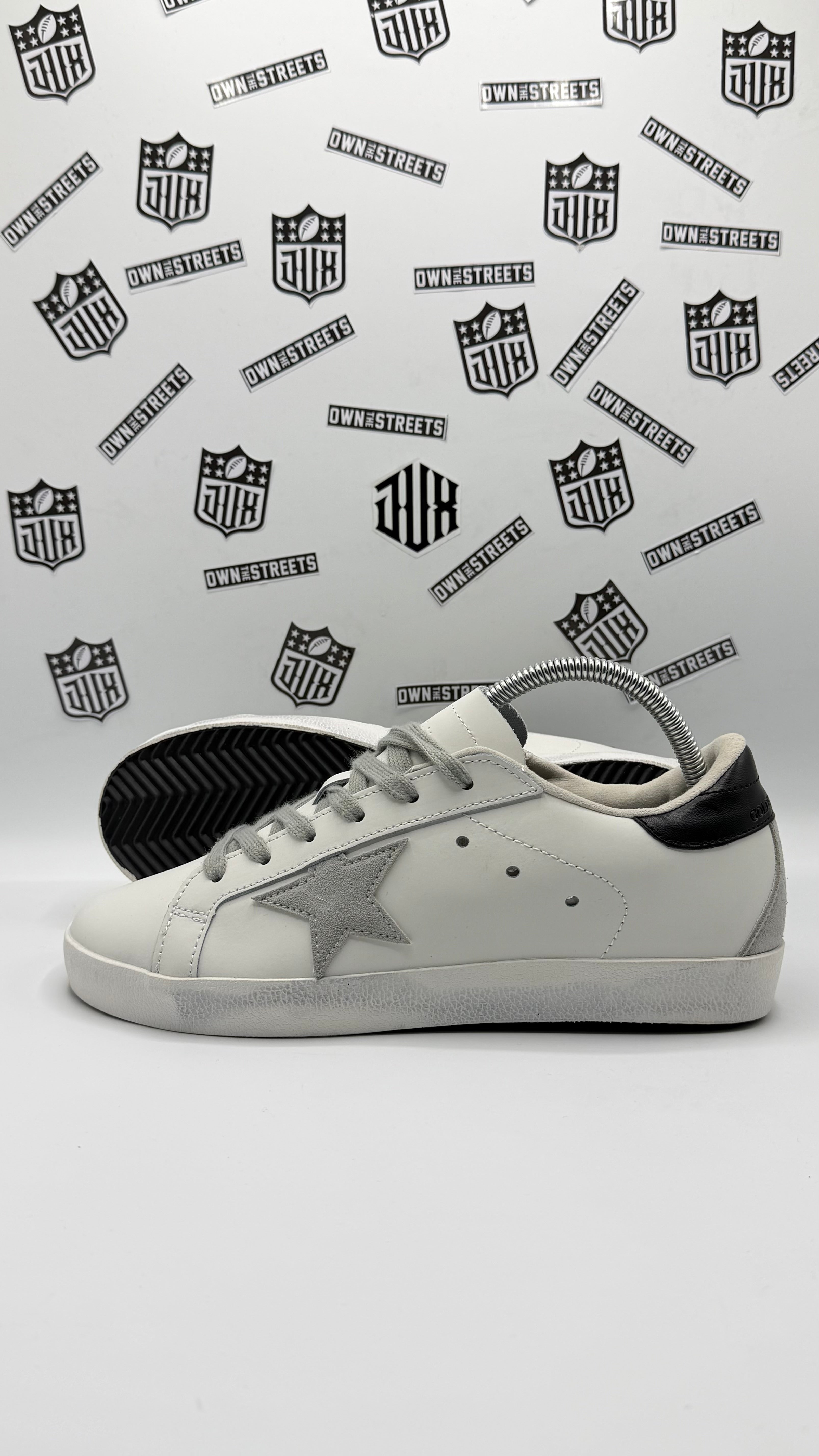 GOLDEN GOOSE SUPERSTAR LOW TOP SNEAKERS
