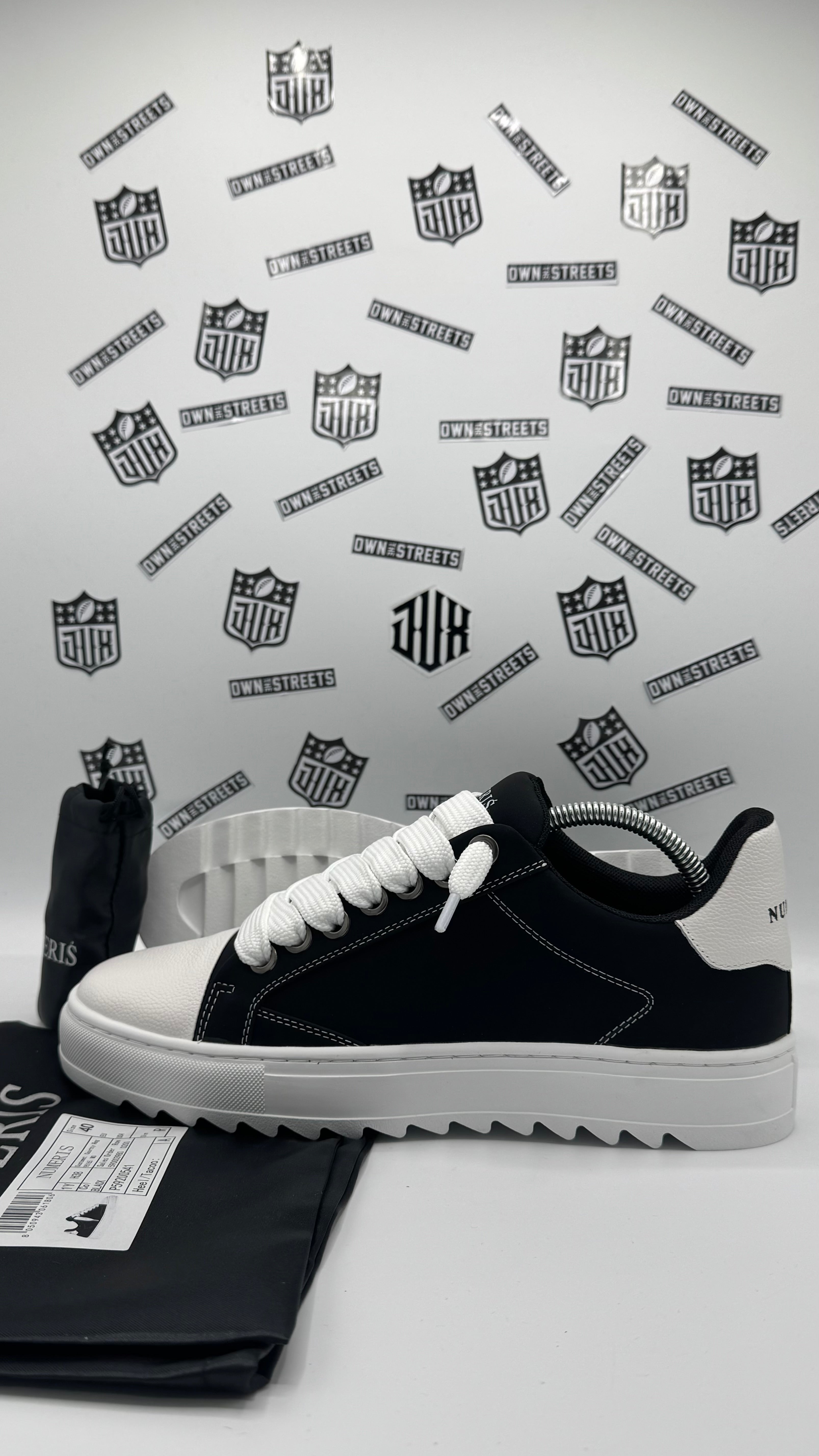 NUMERIS SNEAKERS BLACK WHITE (VVHQ)