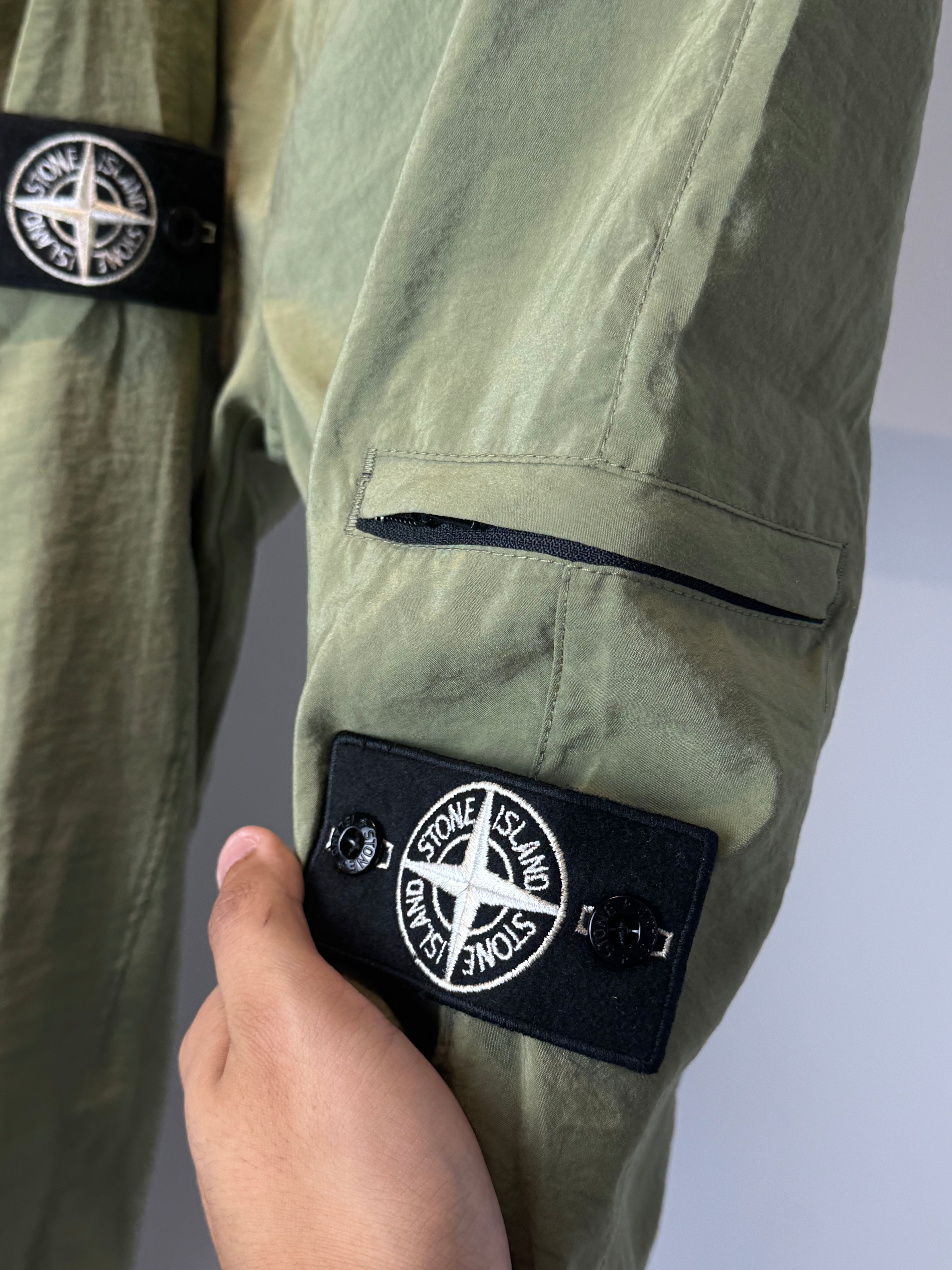 STONE ISLAND LIGHT TRACKSUIT OLIVE (TRIPLE A QUALITY)