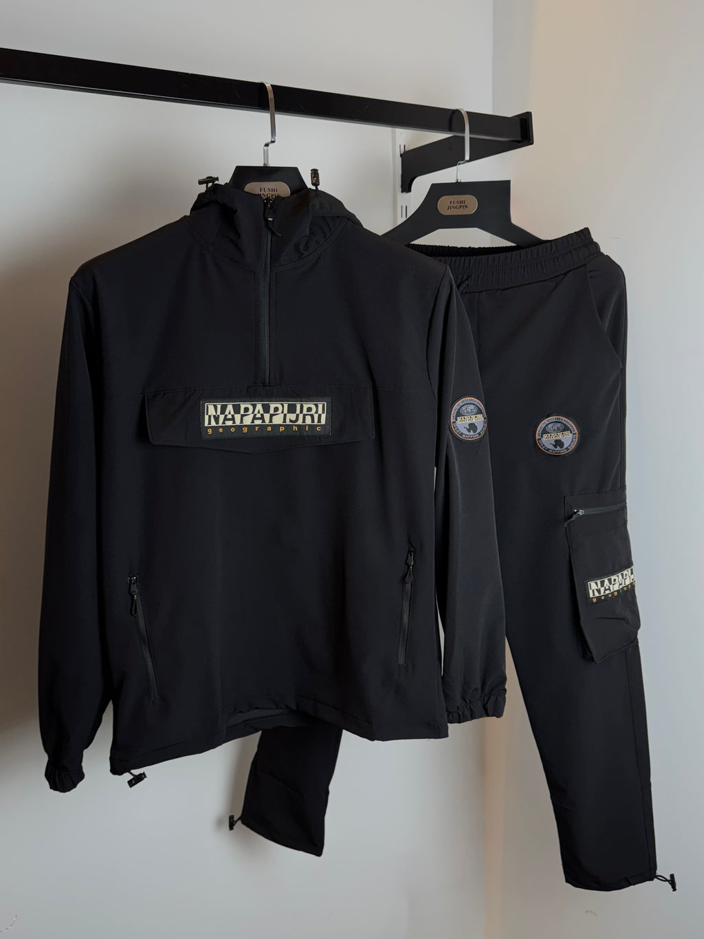 NAPAPIJRI TRACKSUIT (ENSEMBLE)