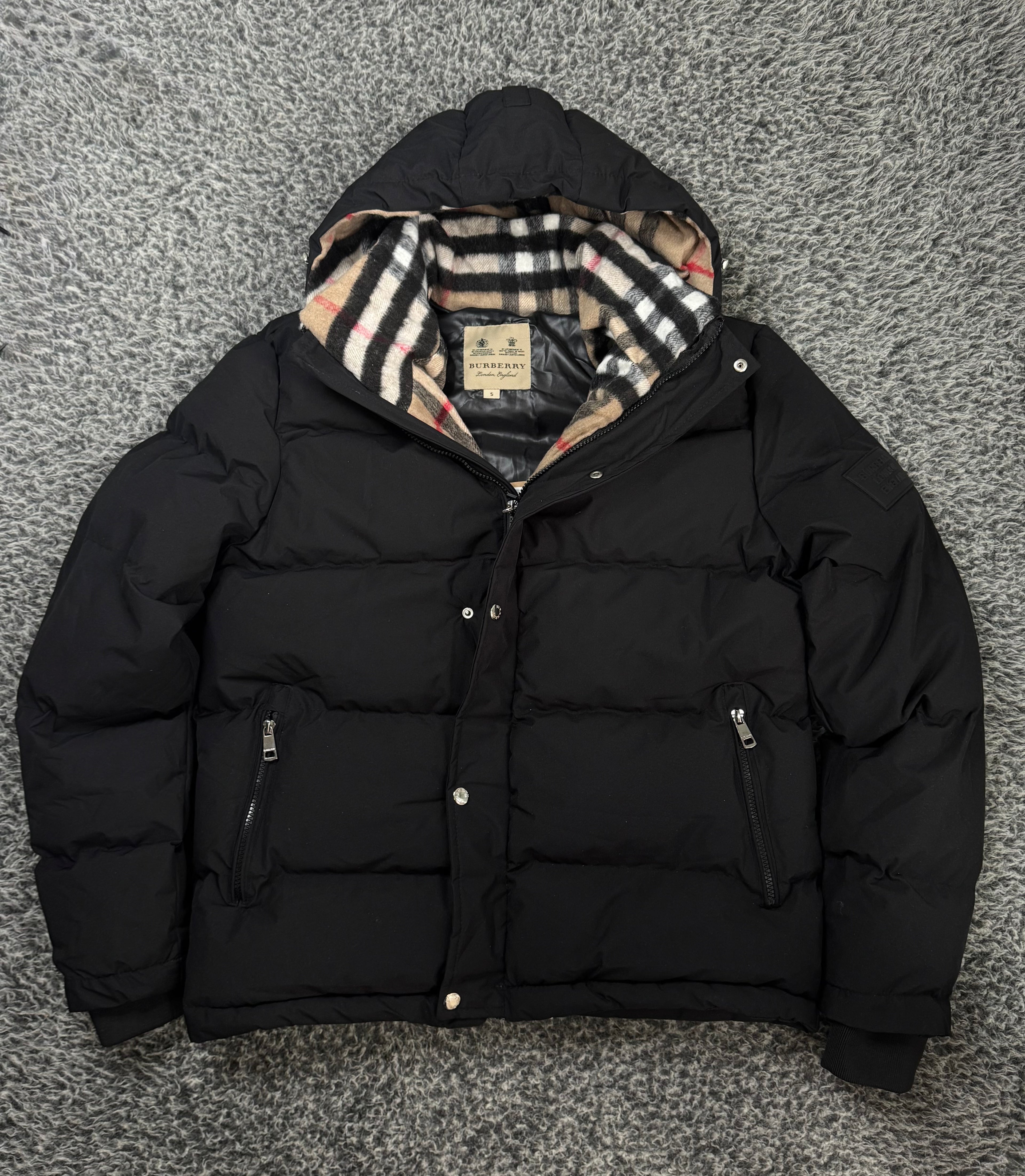 BURBERRY OG PUFFER JACKET (TRIPLE A QUALITY)